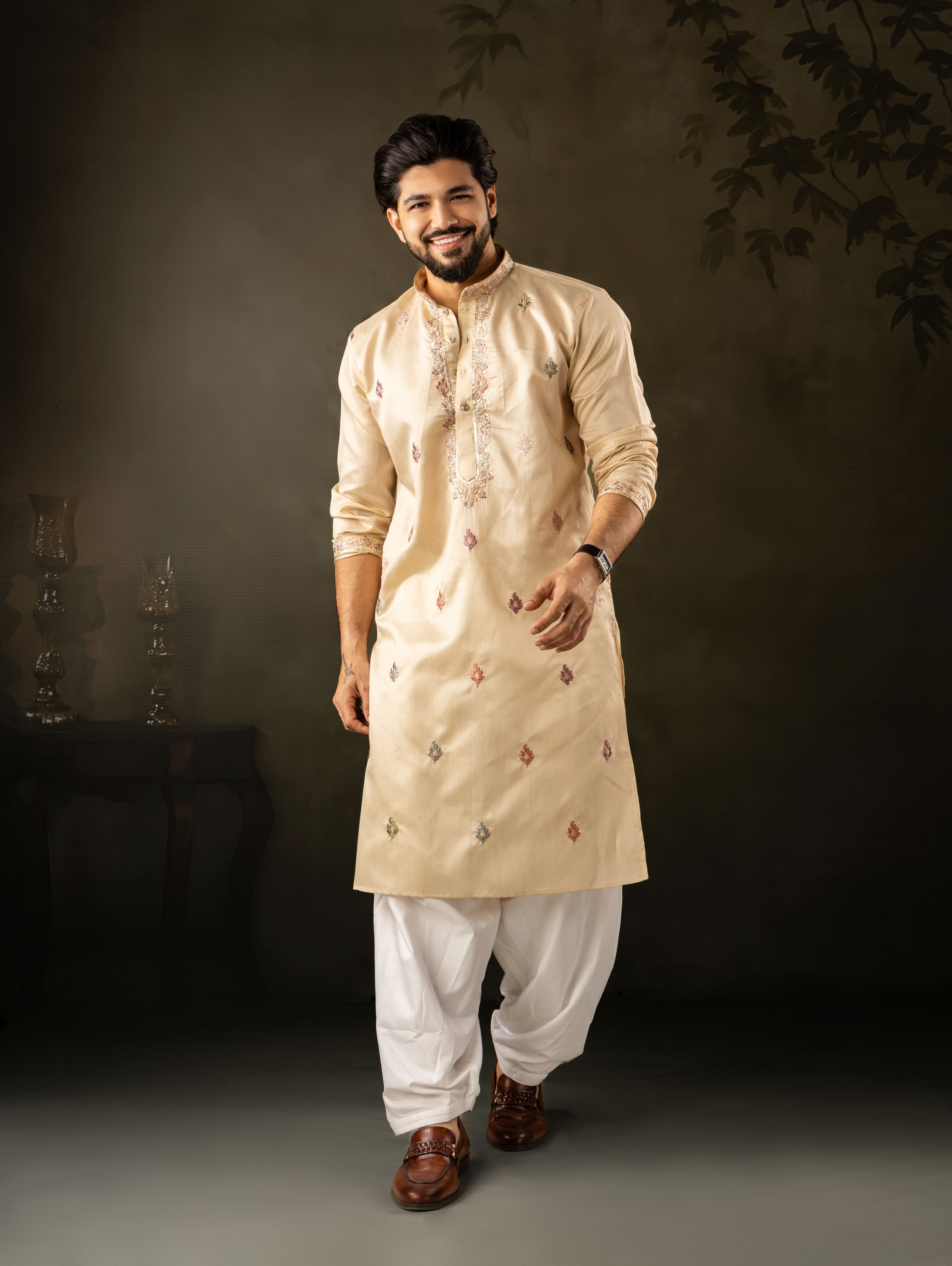 Beige Floral Butta Linen Embroidered Kurta Pyjama