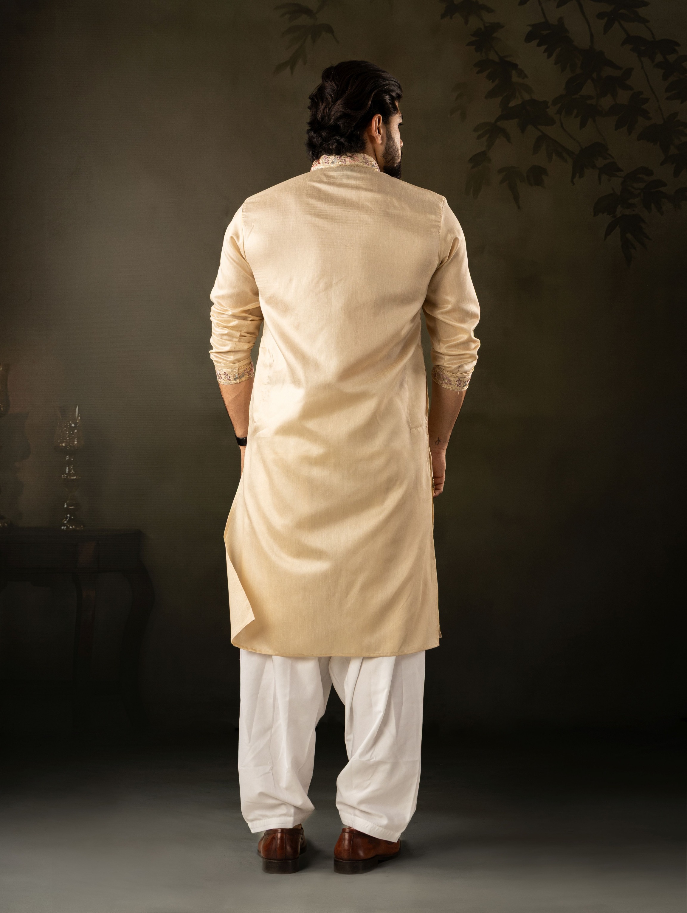 Beige Floral Butta Linen Embroidered Kurta Pyjama — alternate view