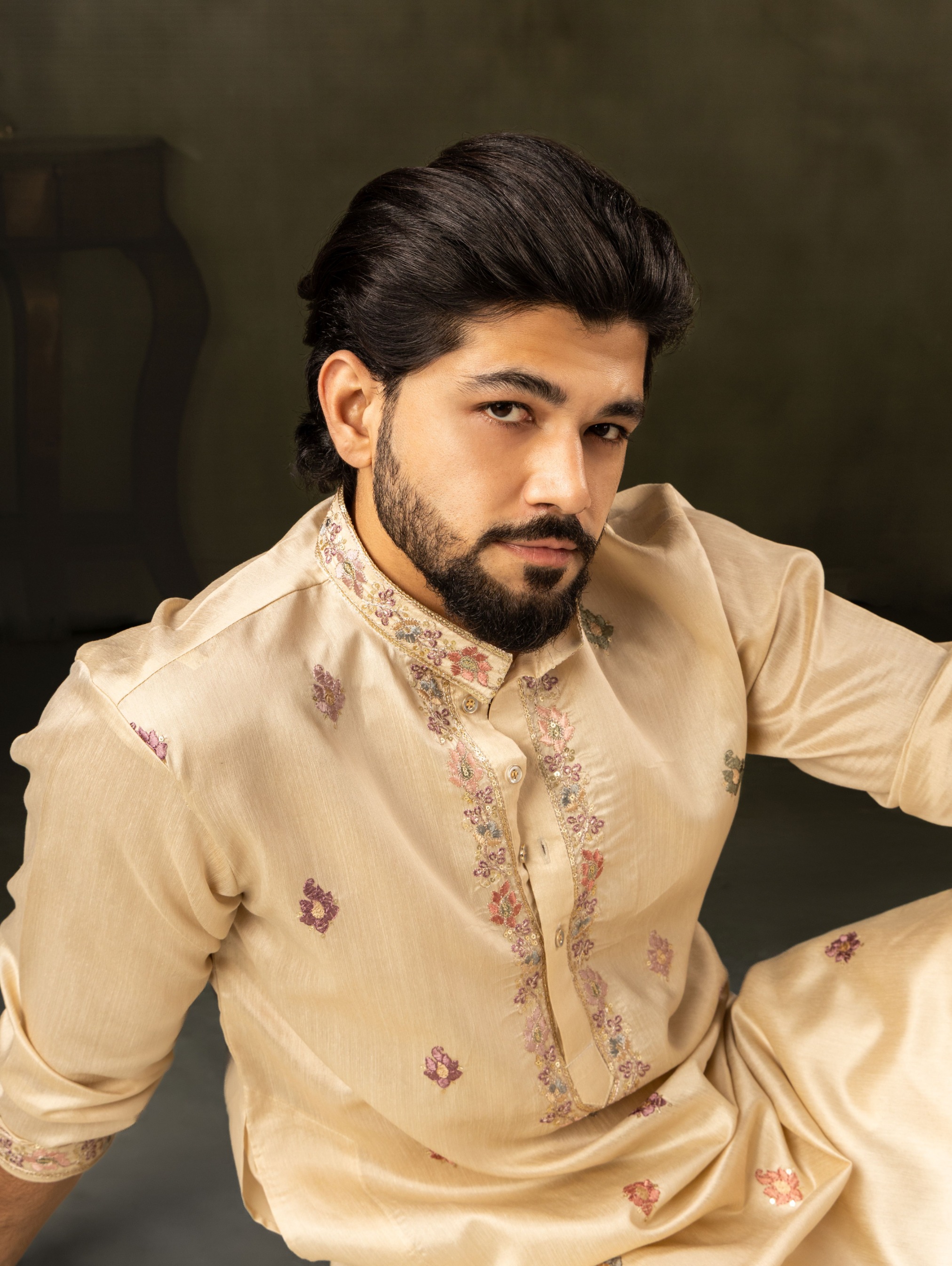 Beige Floral Butta Linen Embroidered Kurta Pyjama