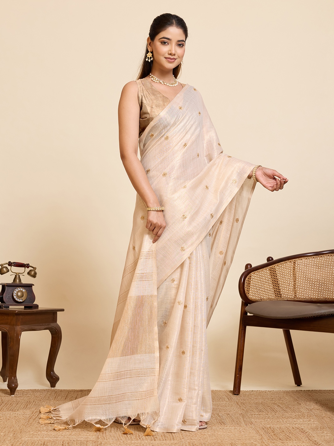 Beige Gold Geometric Woven Linen Silk Designer Saree