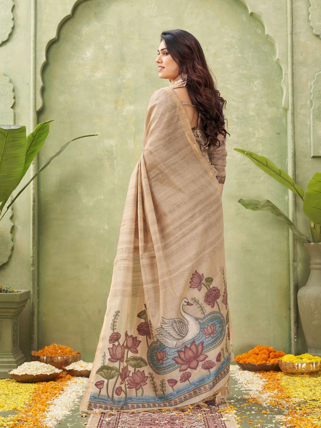 Beige Woven Swan Lotus Designer Ghicha Cotton Saree — alternate view