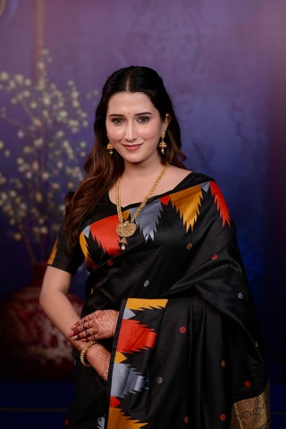 Black Abstract Jacquard Work Soft Silk Saree
