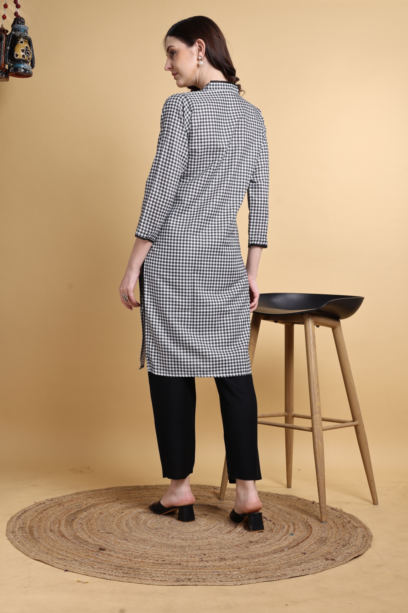 Black Checks Rayon Cotton Kurta Set — alternate view