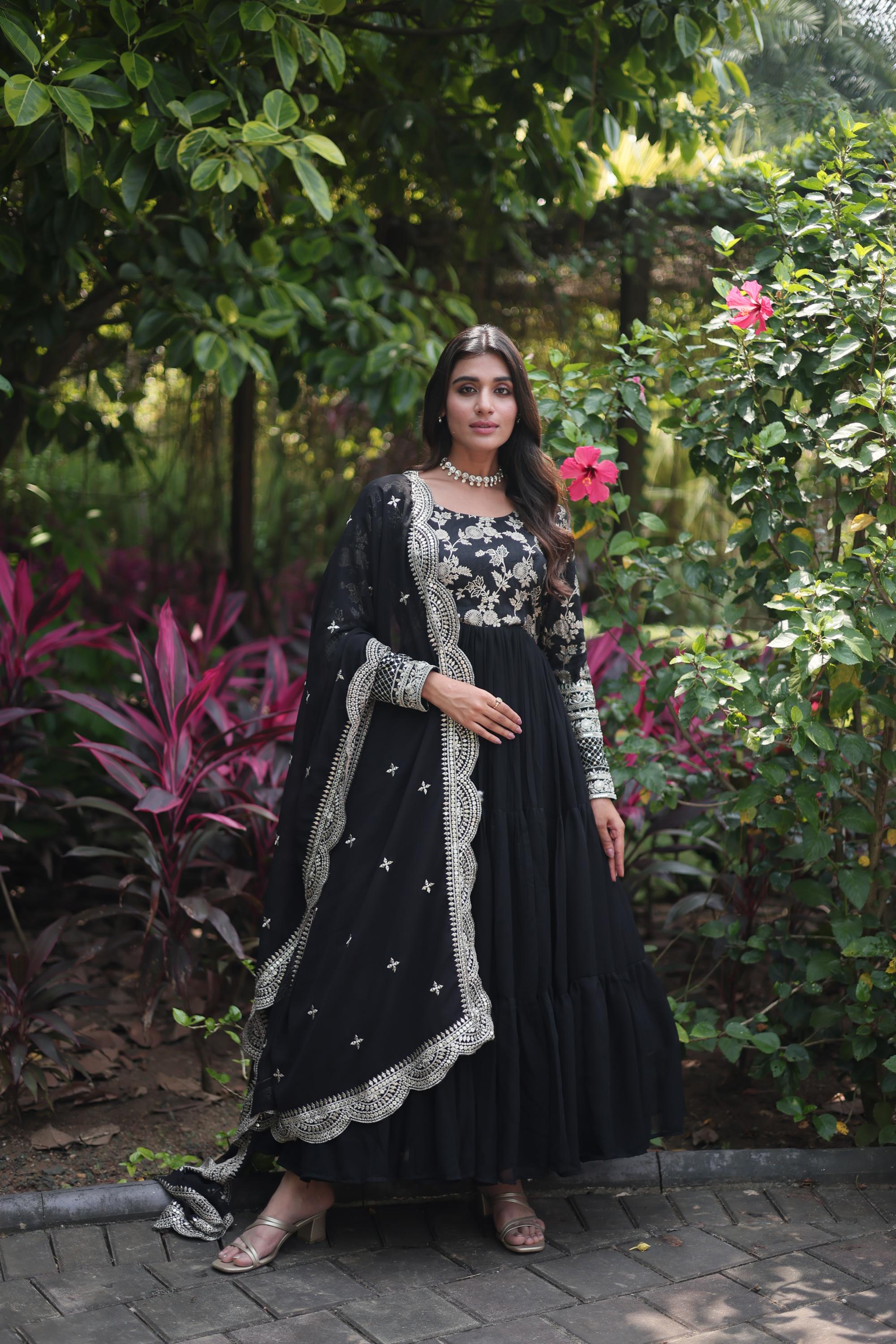 Black Faux Georgette N Viscose Gown
