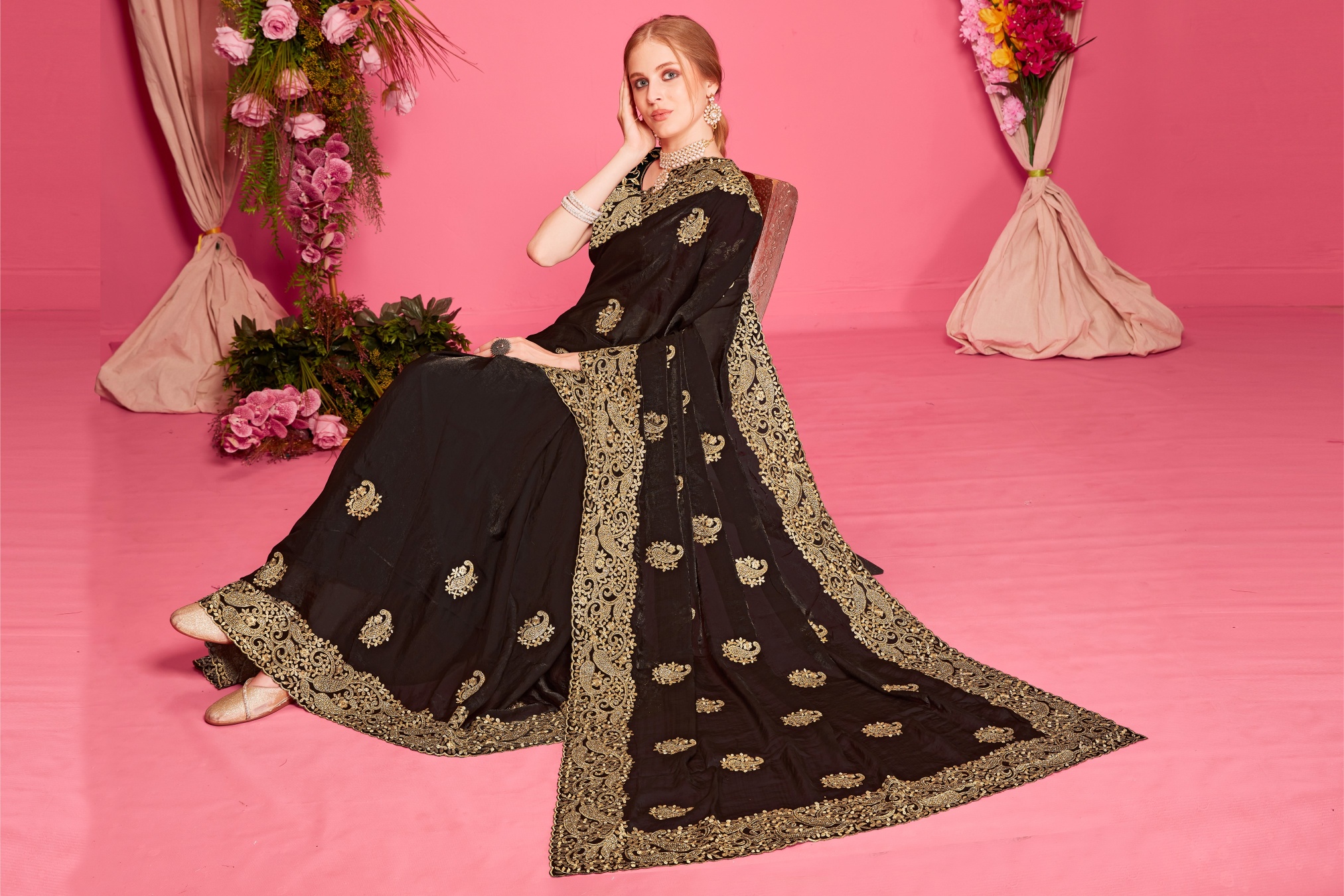 Black Fendy Two Tone Silk Heavy Zari Embroidery Zircon Work Wedding Wear Saree