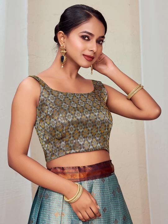 Black Floral Jacquard Banarasi Silk Saree Blouse