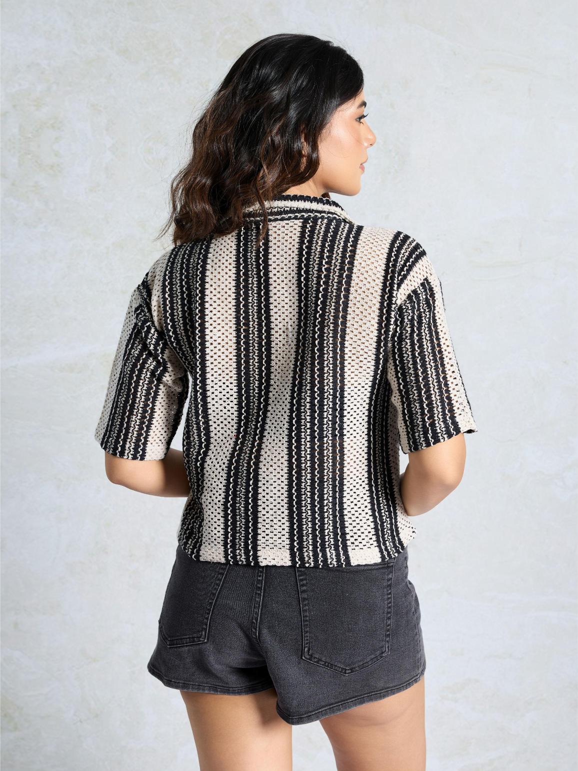 Black Knited Short Crocks Shirt — alternate view