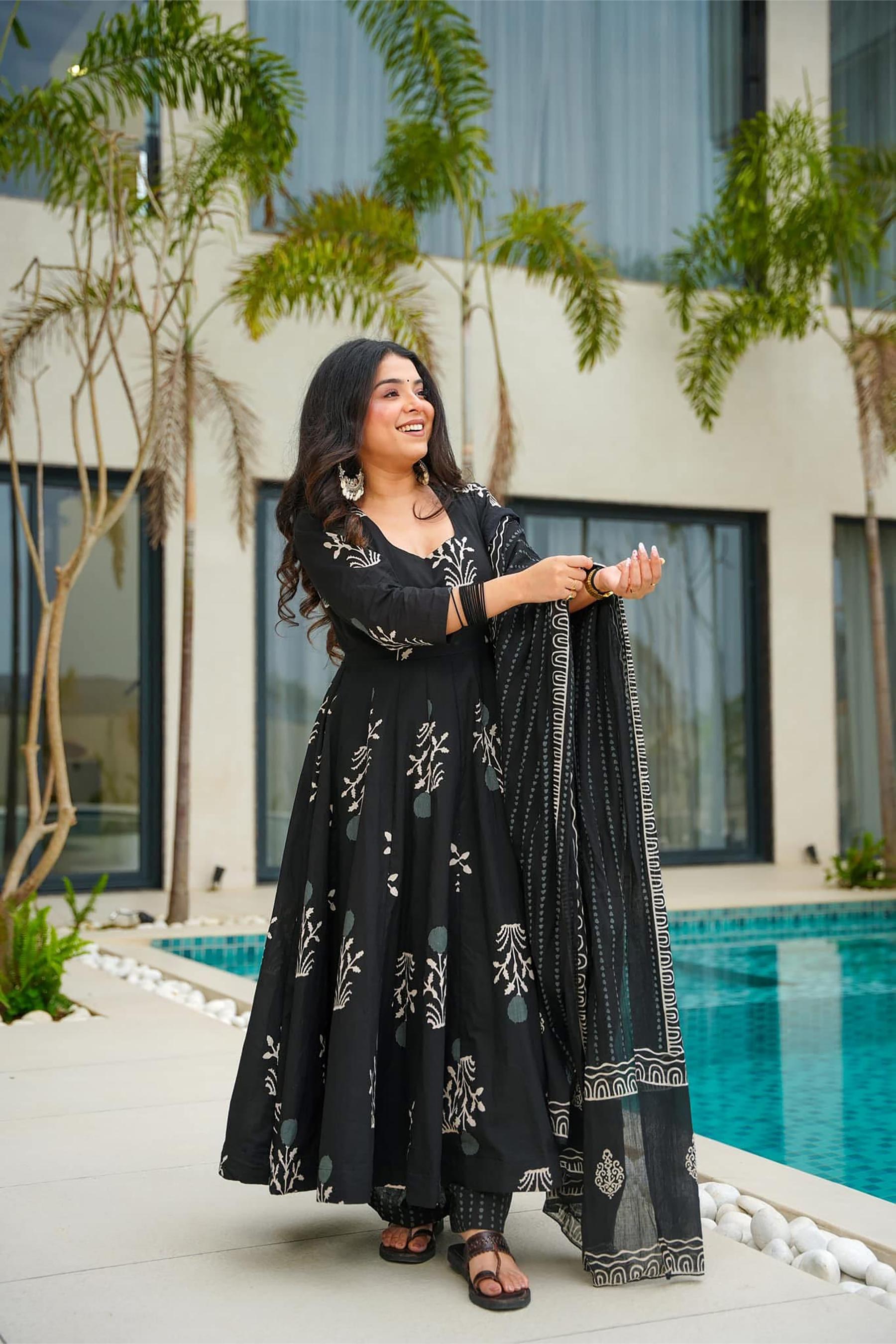 Black Mal Cotton Readymade Suit