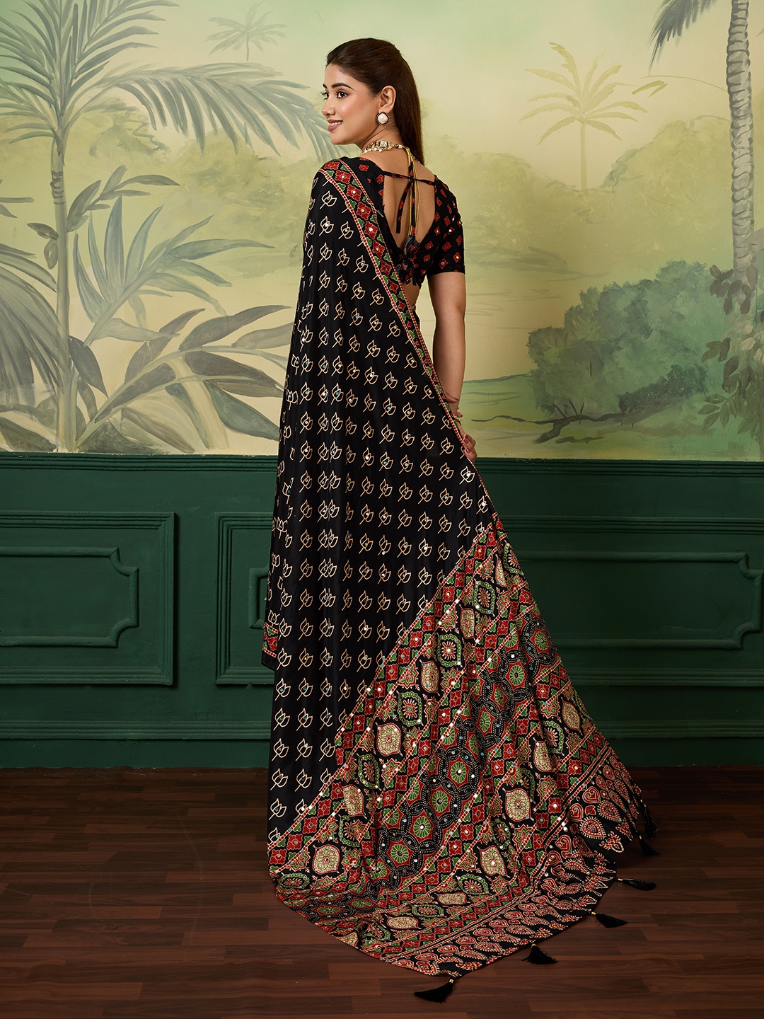 Black Multicolour Heritage Motif Chinon Silk Saree — alternate view