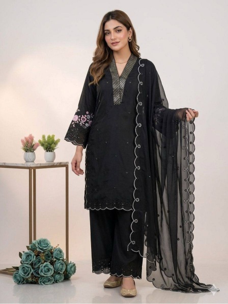 Black Sequins Embroidered Mal Chanderi Silk Salwar Suit