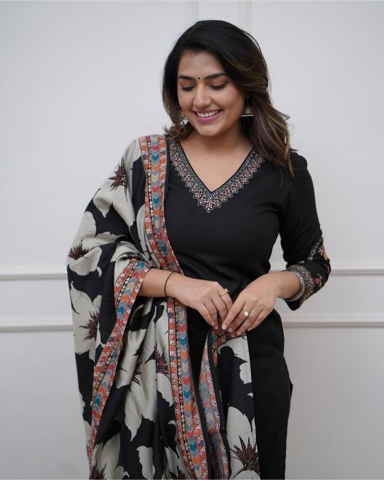Black Viscose Silk Suit — alternate view