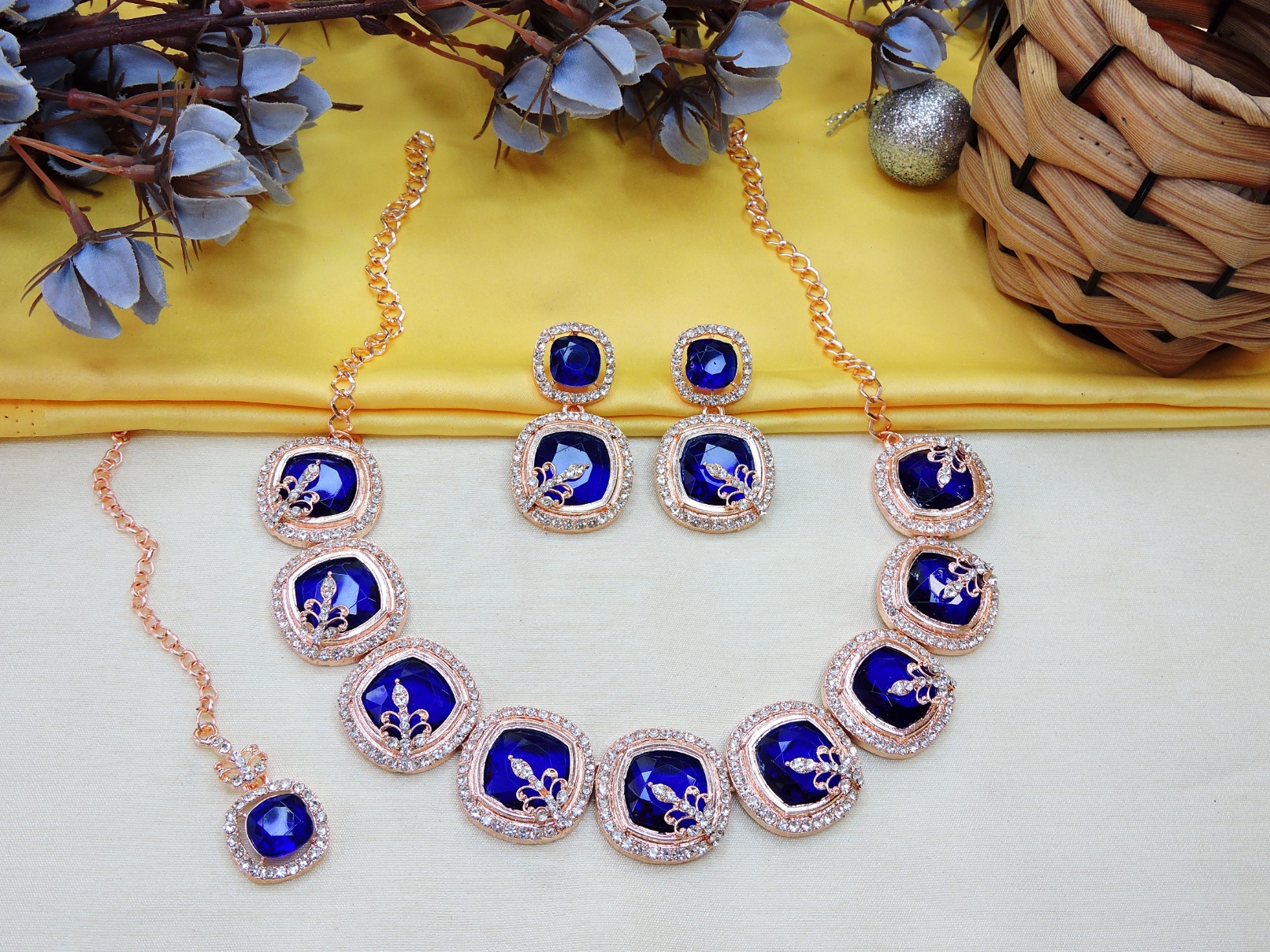 Blue Alloy Choker Necklace Set