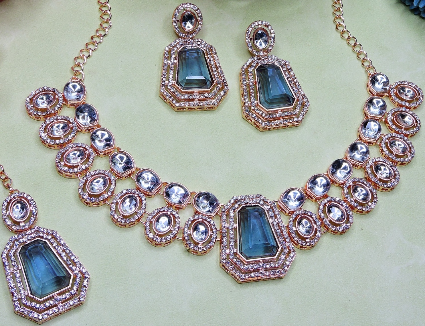 Blue Aura Stone Alloy Wedding Necklace