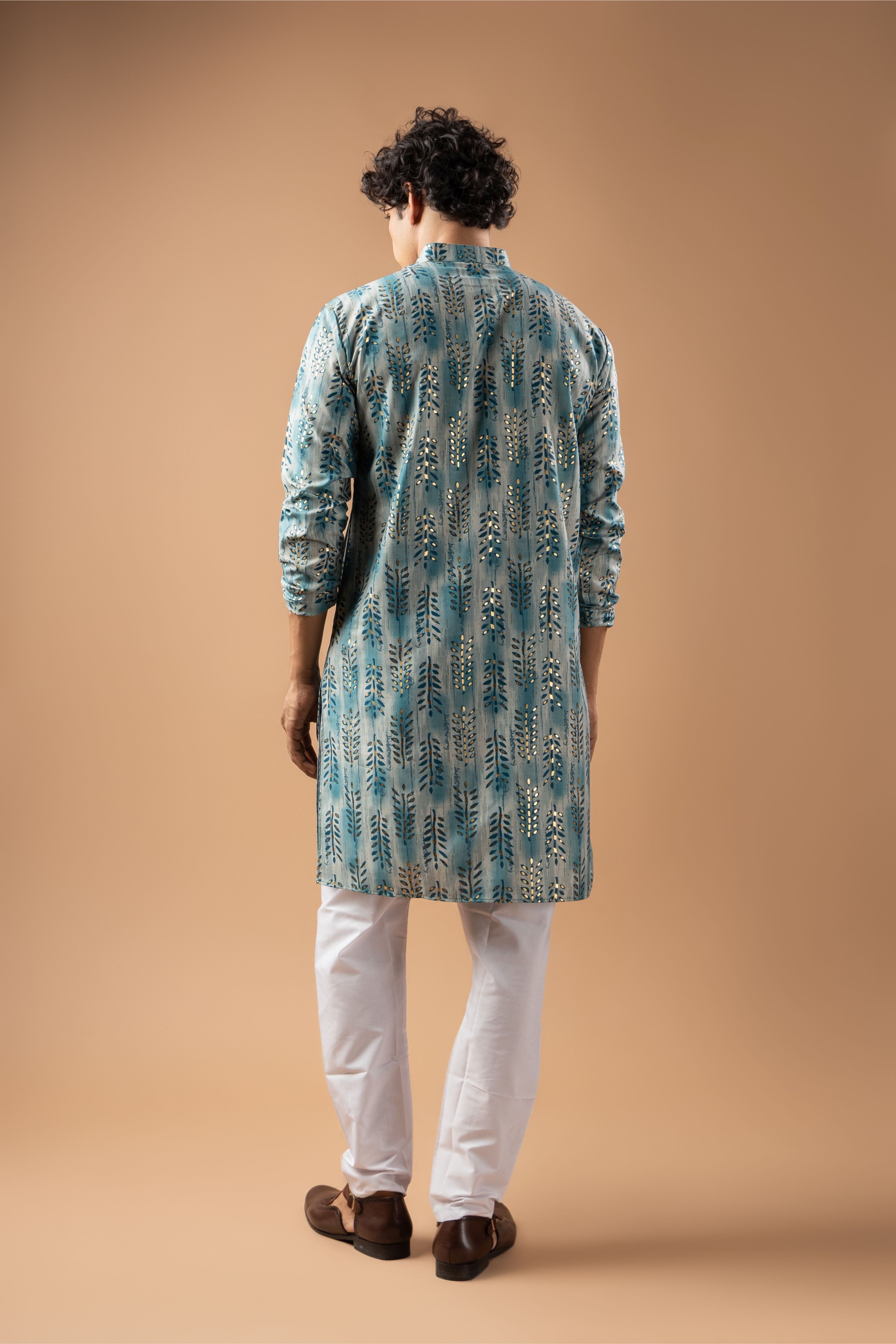 Blue Botanical Foil Print Magnet Kurta Pyjama — alternate view