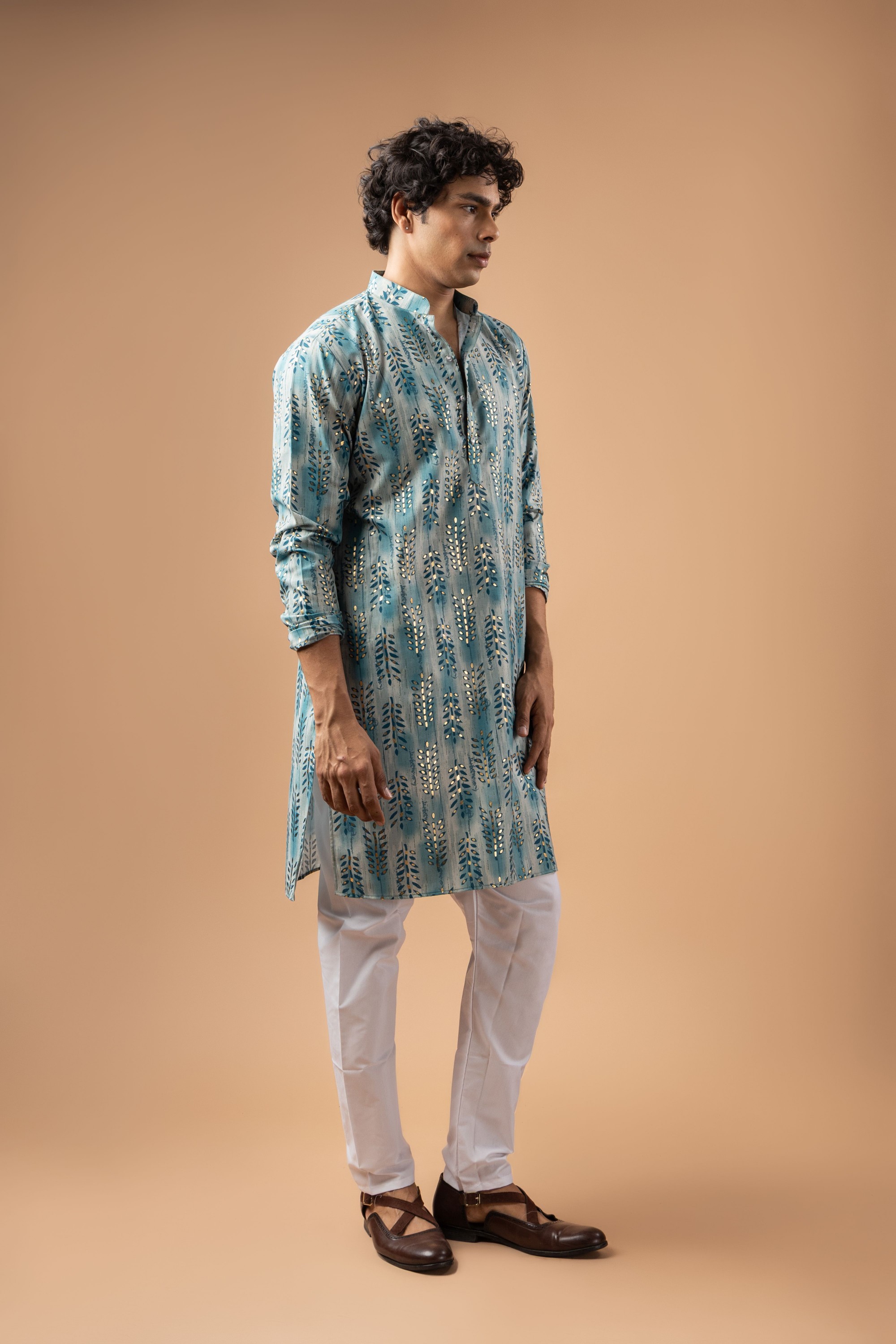 Blue Botanical Foil Print Magnet Kurta Pyjama