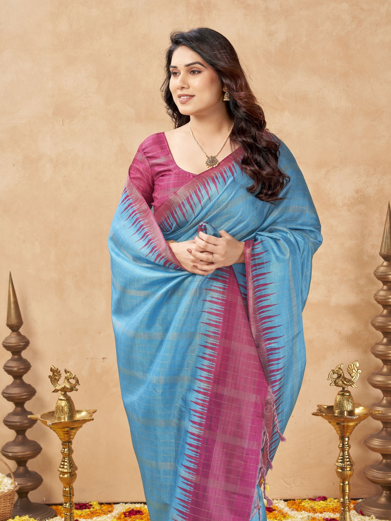 Blue Checked Weaving Zari Tussar Silk Saree