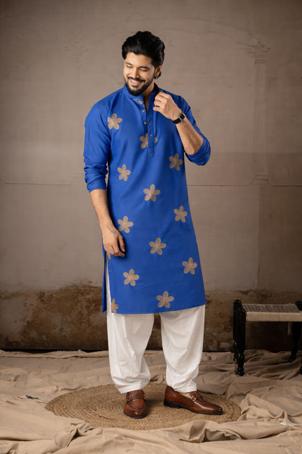 Blue Linen Embroidered Kurta Pyjama