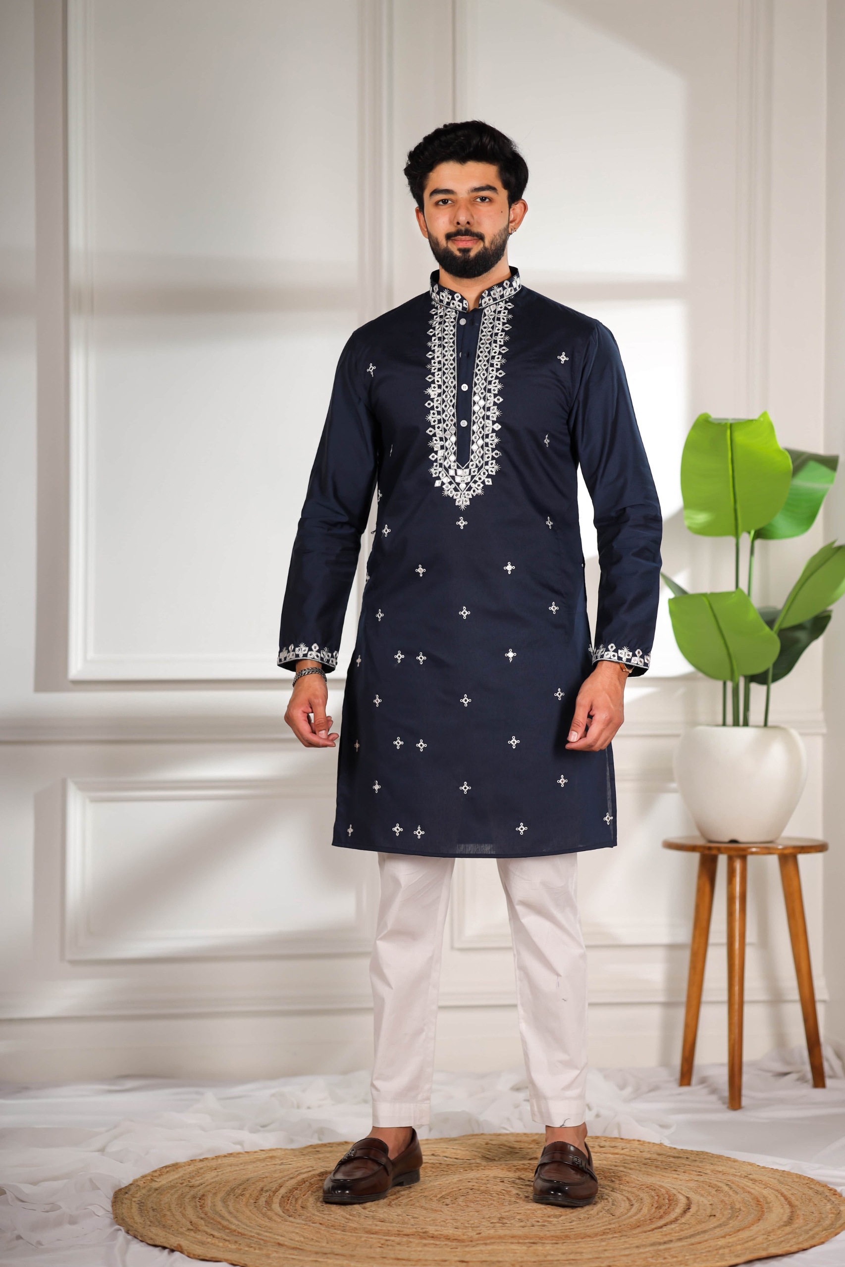 Blue Minimal Embroidery Kurta Pyjama