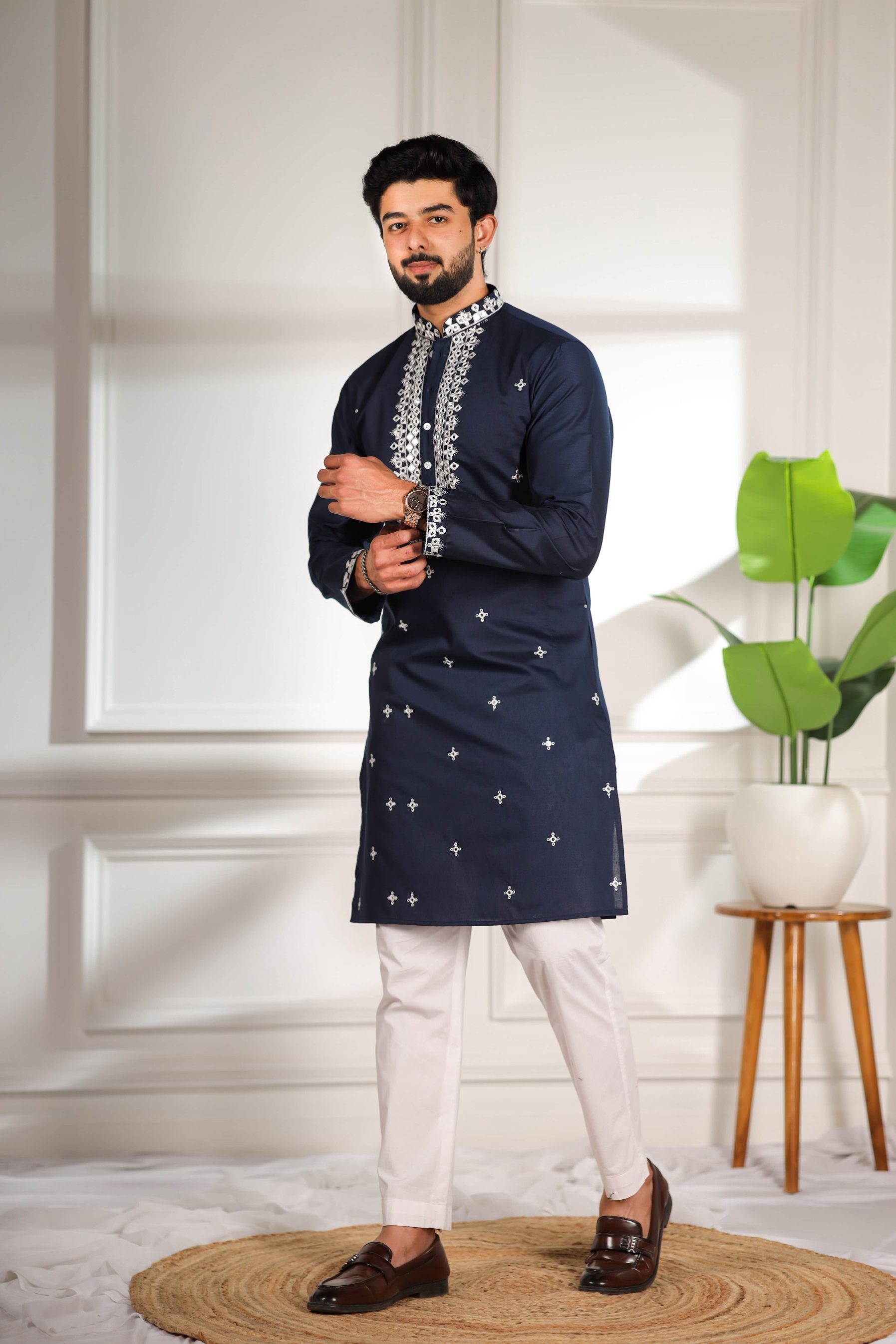 Blue Minimal Embroidery Kurta Pyjama