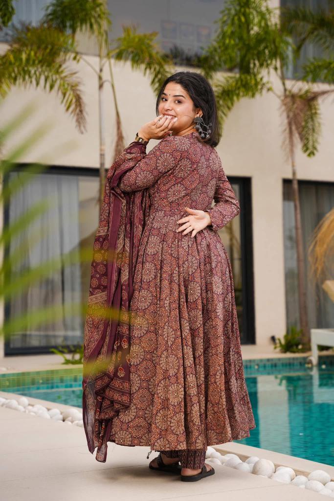 Brown Mal Cotton Readymade Suit — alternate view