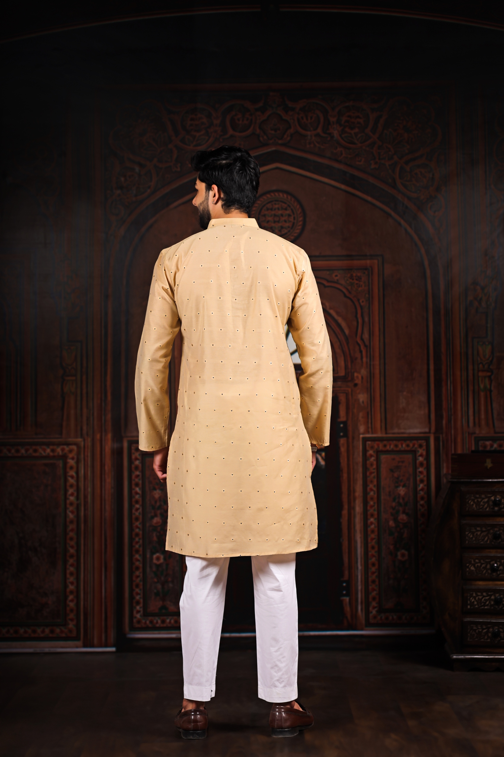 Chiku Butti Woven Cotton Kurta Pyjama — alternate view
