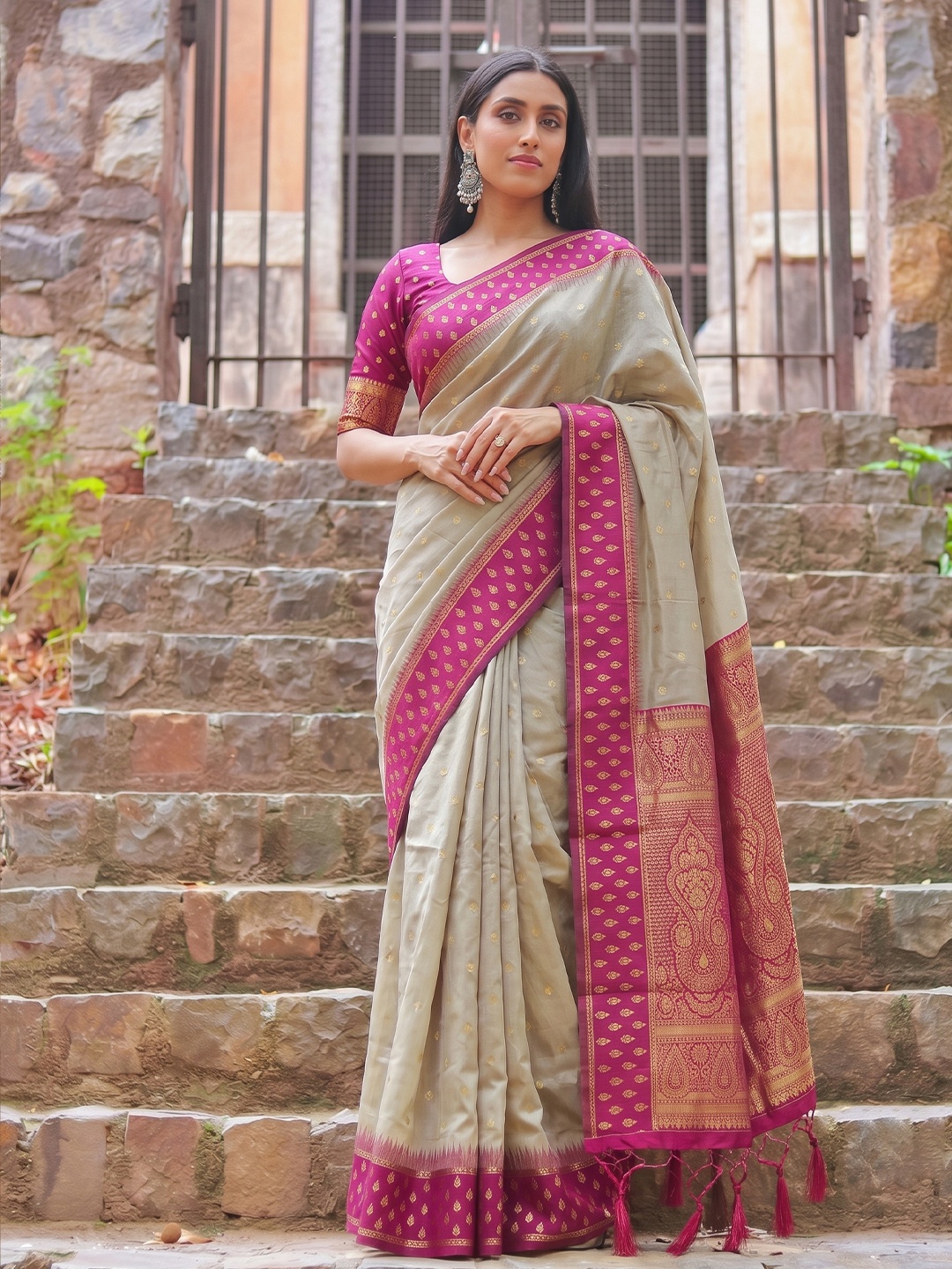 Chiku Pink Weaving Zari Cotton Saree