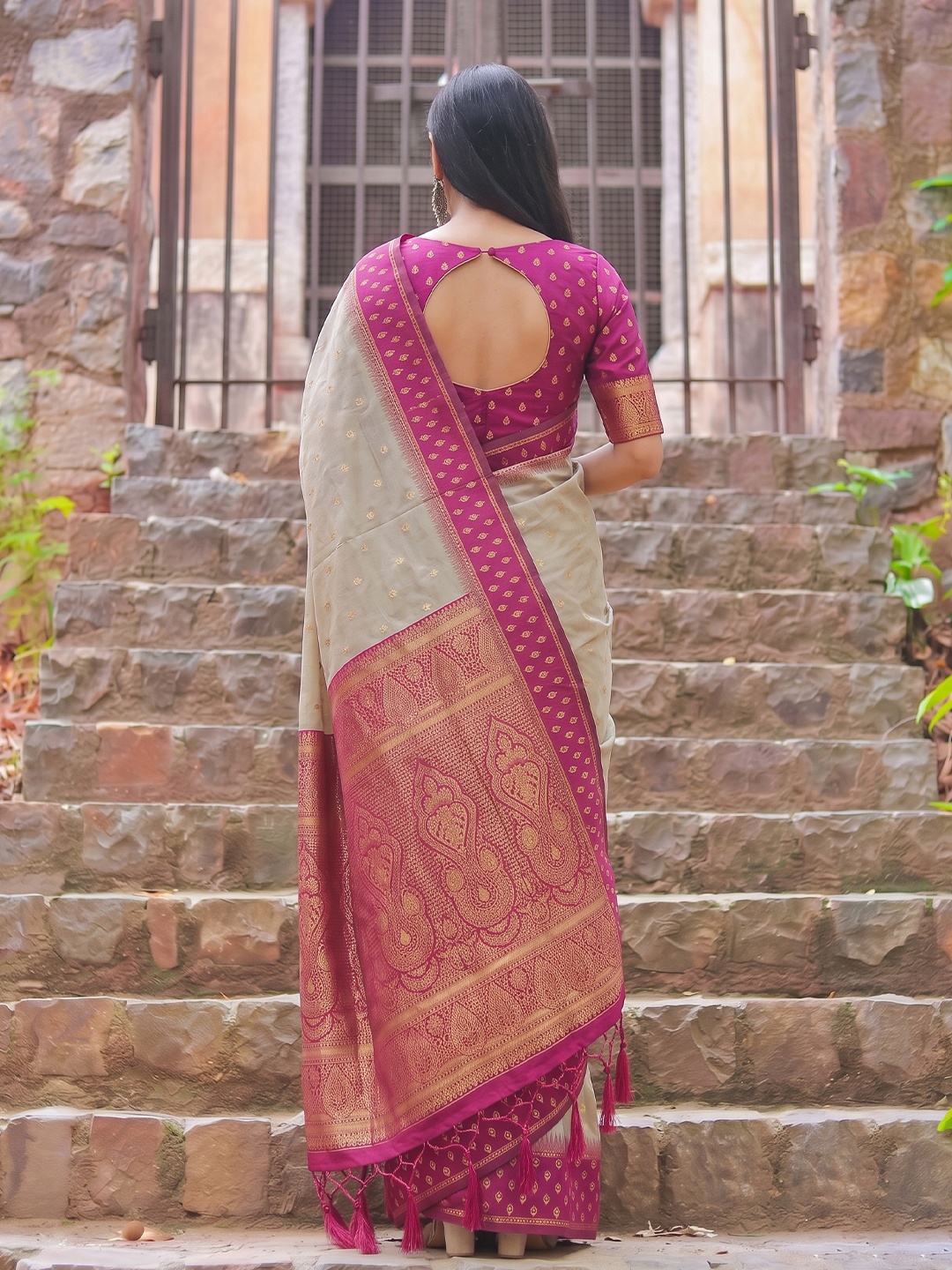Chiku Pink Weaving Zari Cotton Saree — alternate view
