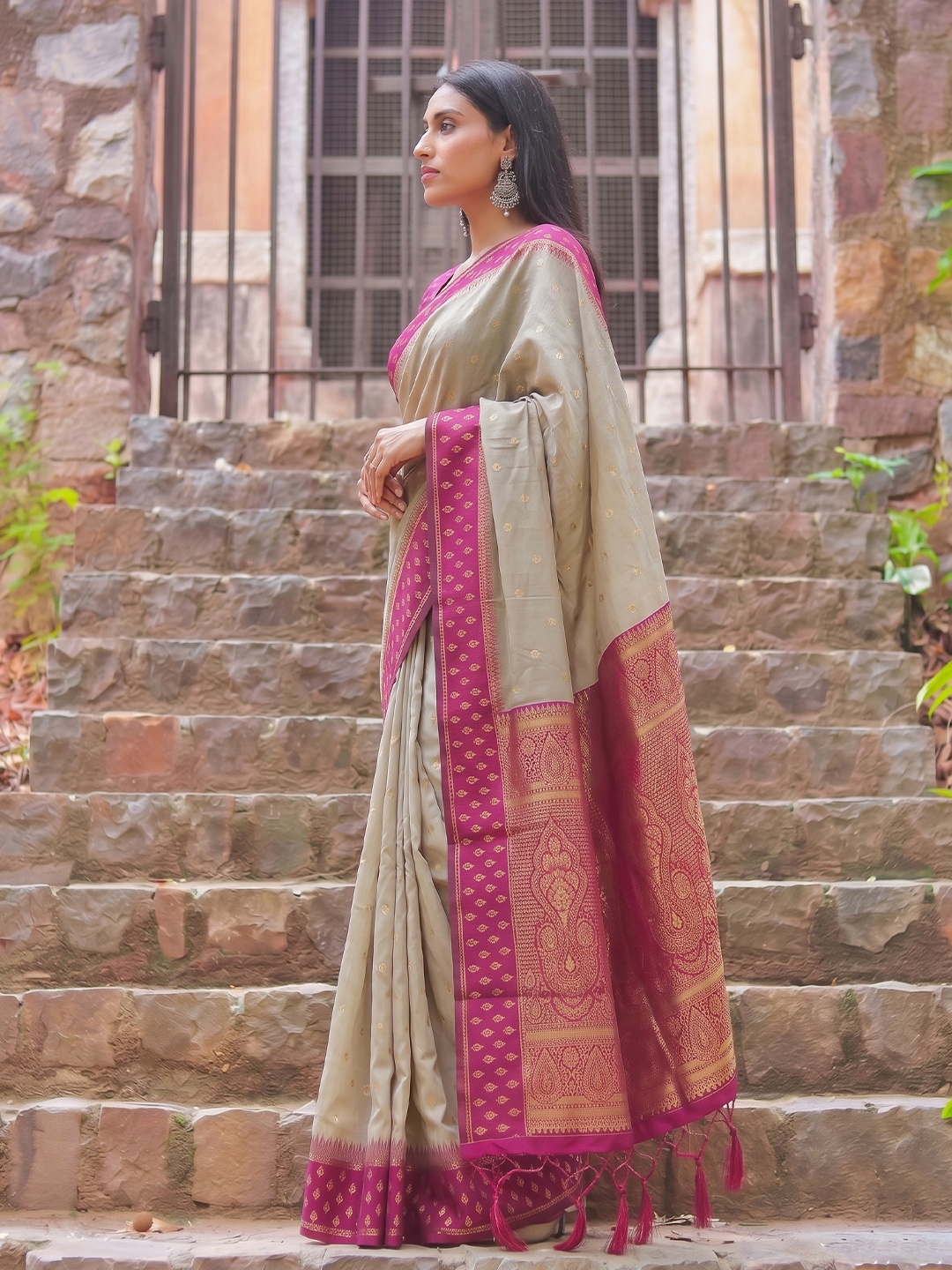 Chiku Pink Weaving Zari Cotton Saree