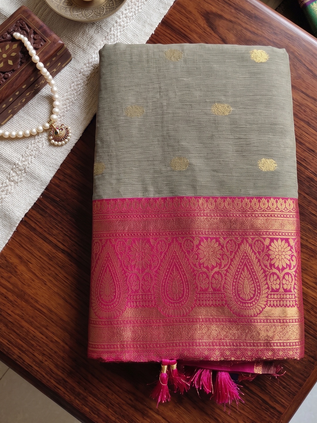 Chiku Pink Weaving Zari Cotton Saree