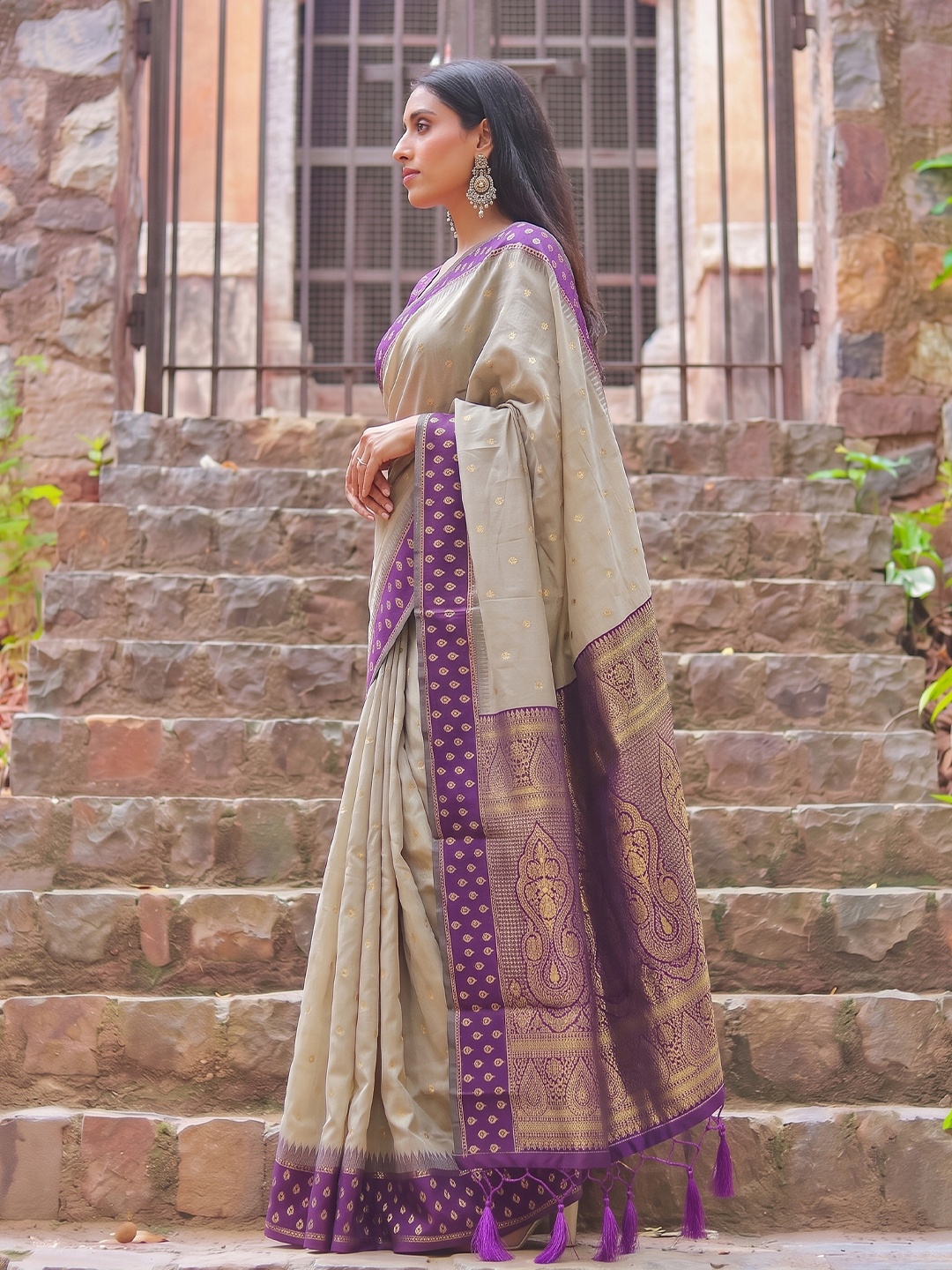 Chiku Purple Weaving Zari Cotton Saree