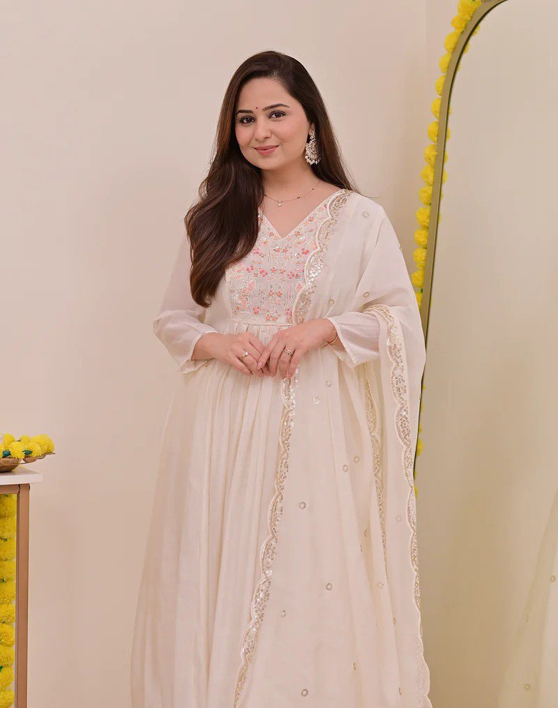 Cream Chanderi Silk Embroidered Salwar