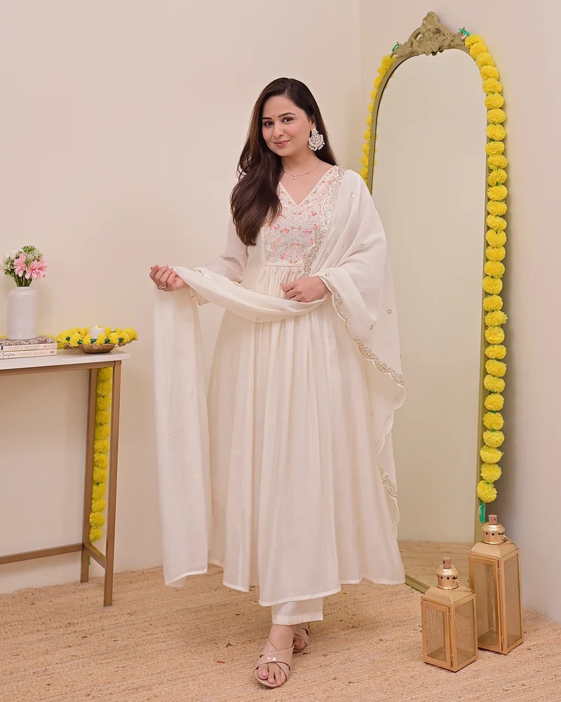 Cream Chanderi Silk Embroidered Salwar