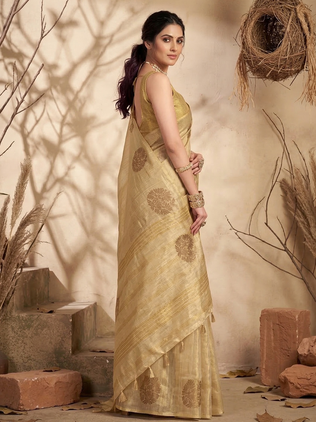 Cream Classic Buta Tissue Silk Saree