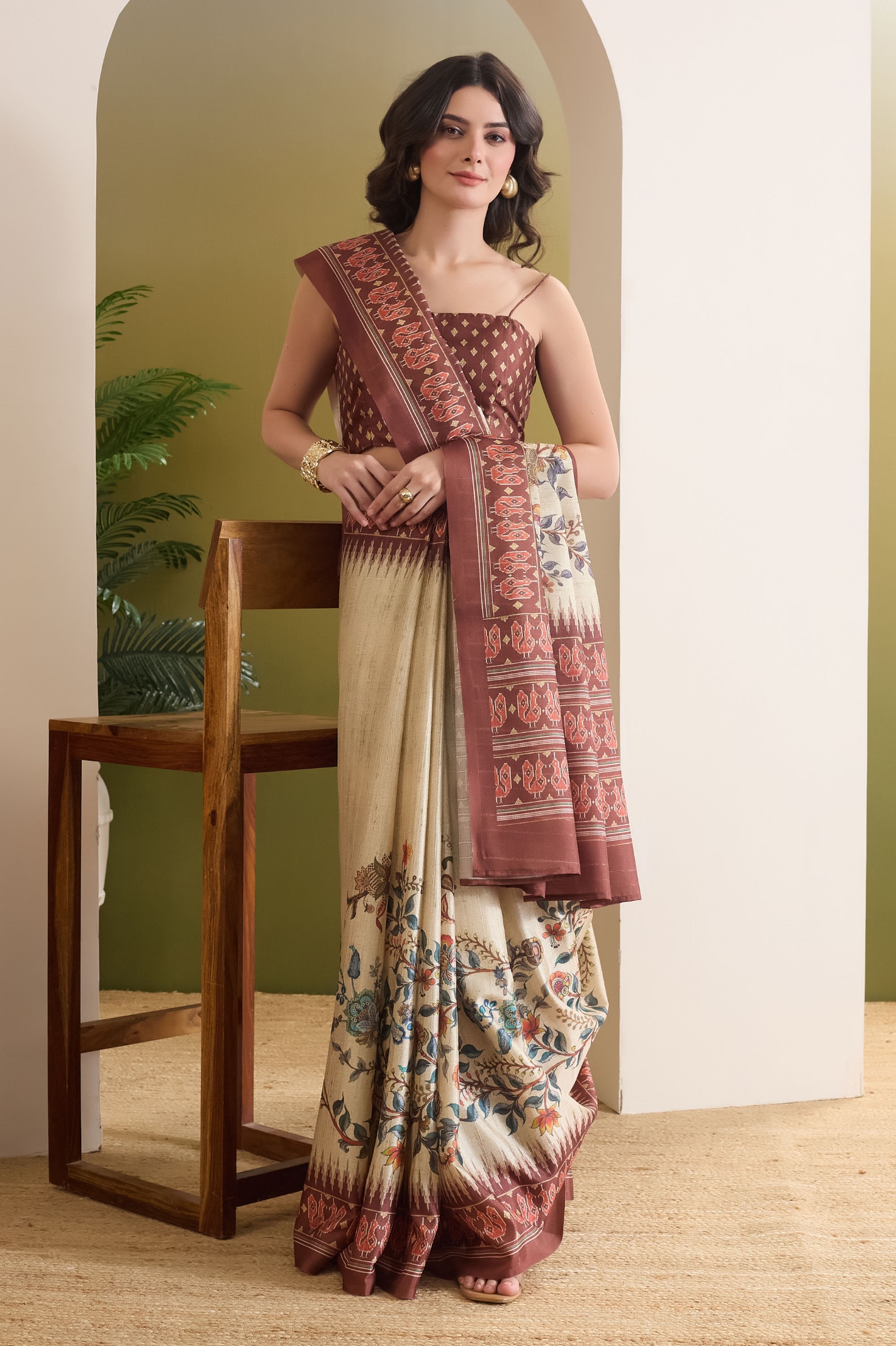 Cream Floral Designer Printed Silk Blend V Neck Ready To Wear Saree