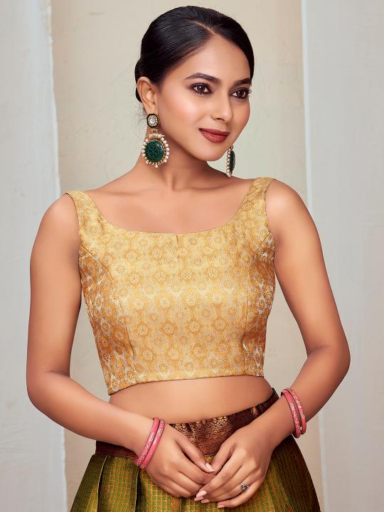 Cream Floral Jacquard Banarasi Silk Saree Blouse