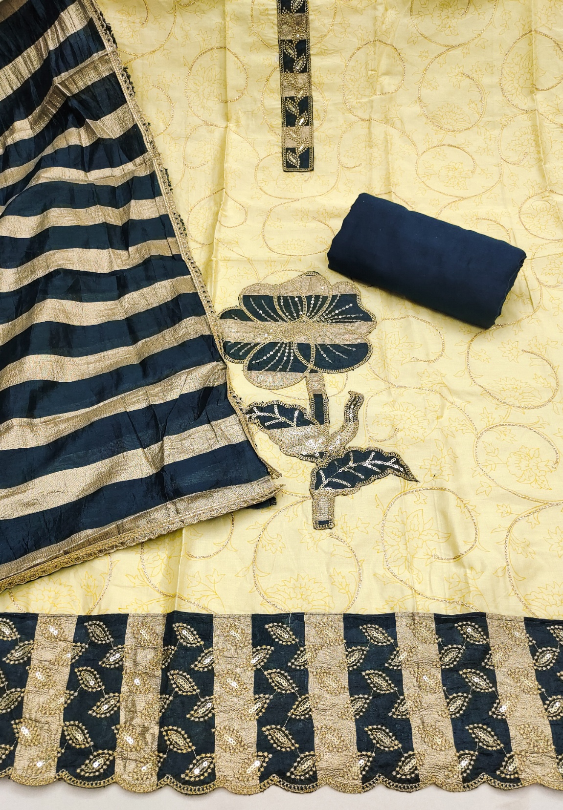 Cream Floral Printed Jam Cotton Salwar Suit