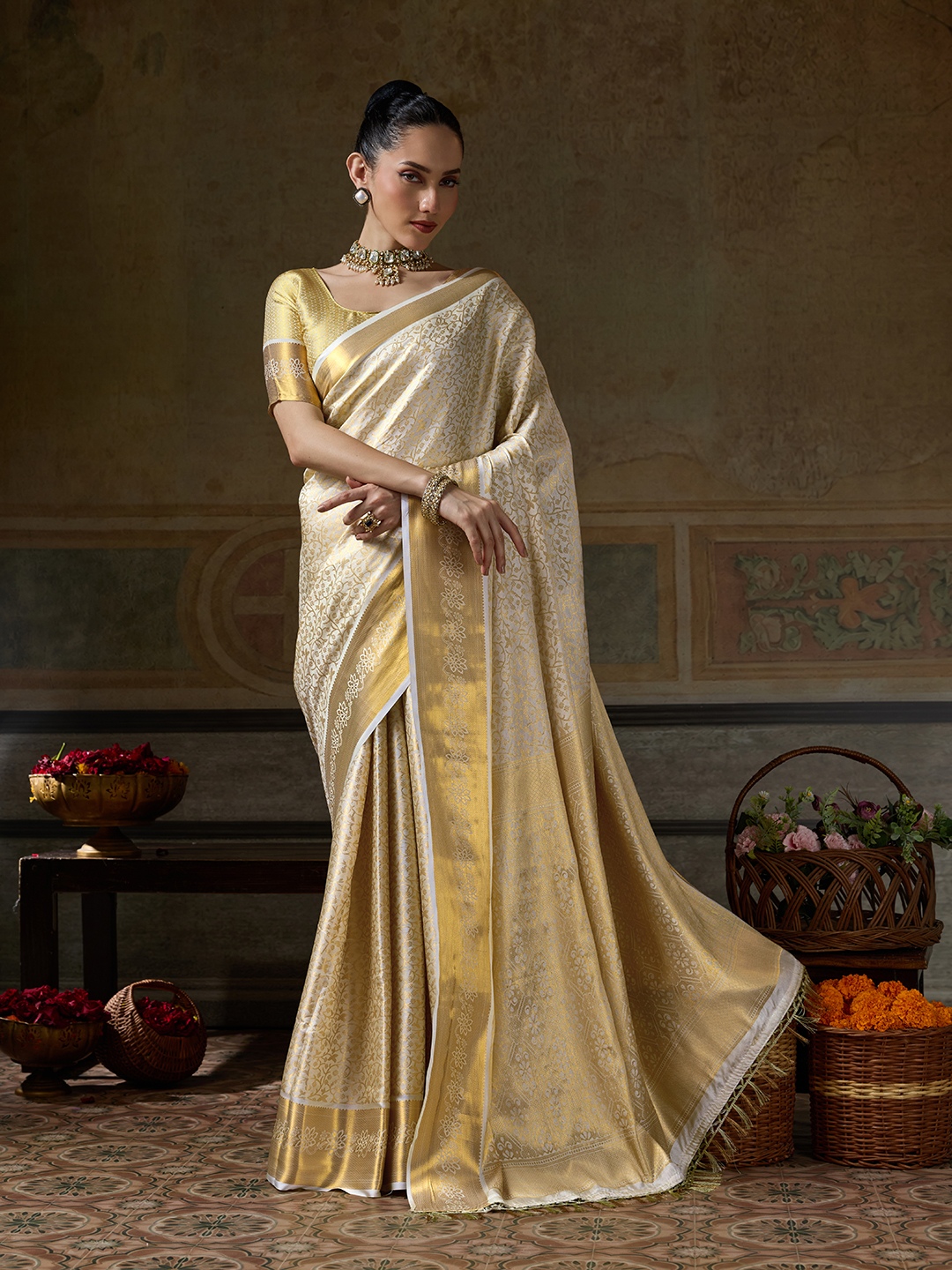 Cream Floral Woven Zari Kanchivaram Silk Saree