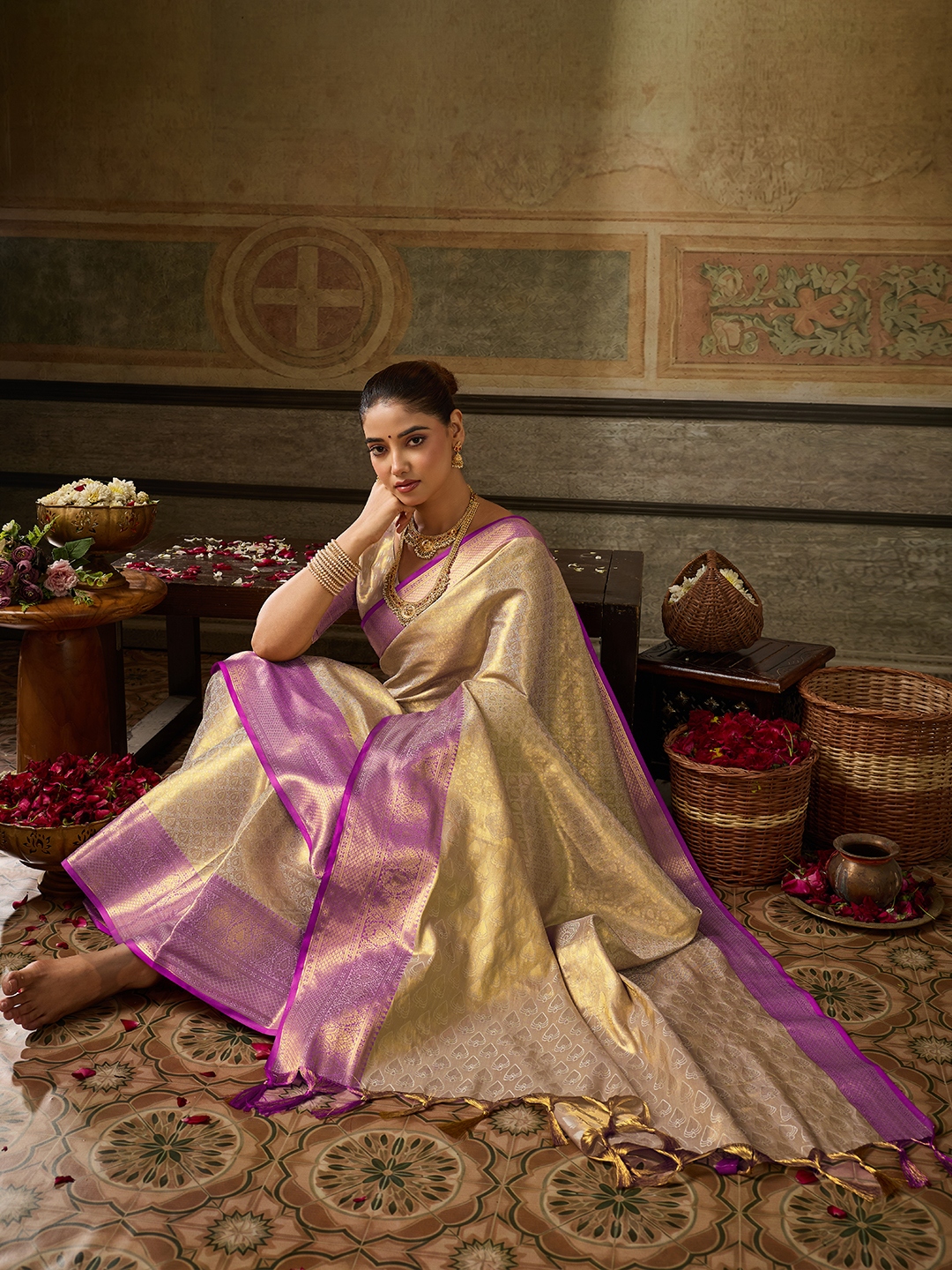 Cream Paisley Zari Work Kanchivaram Silk Saree