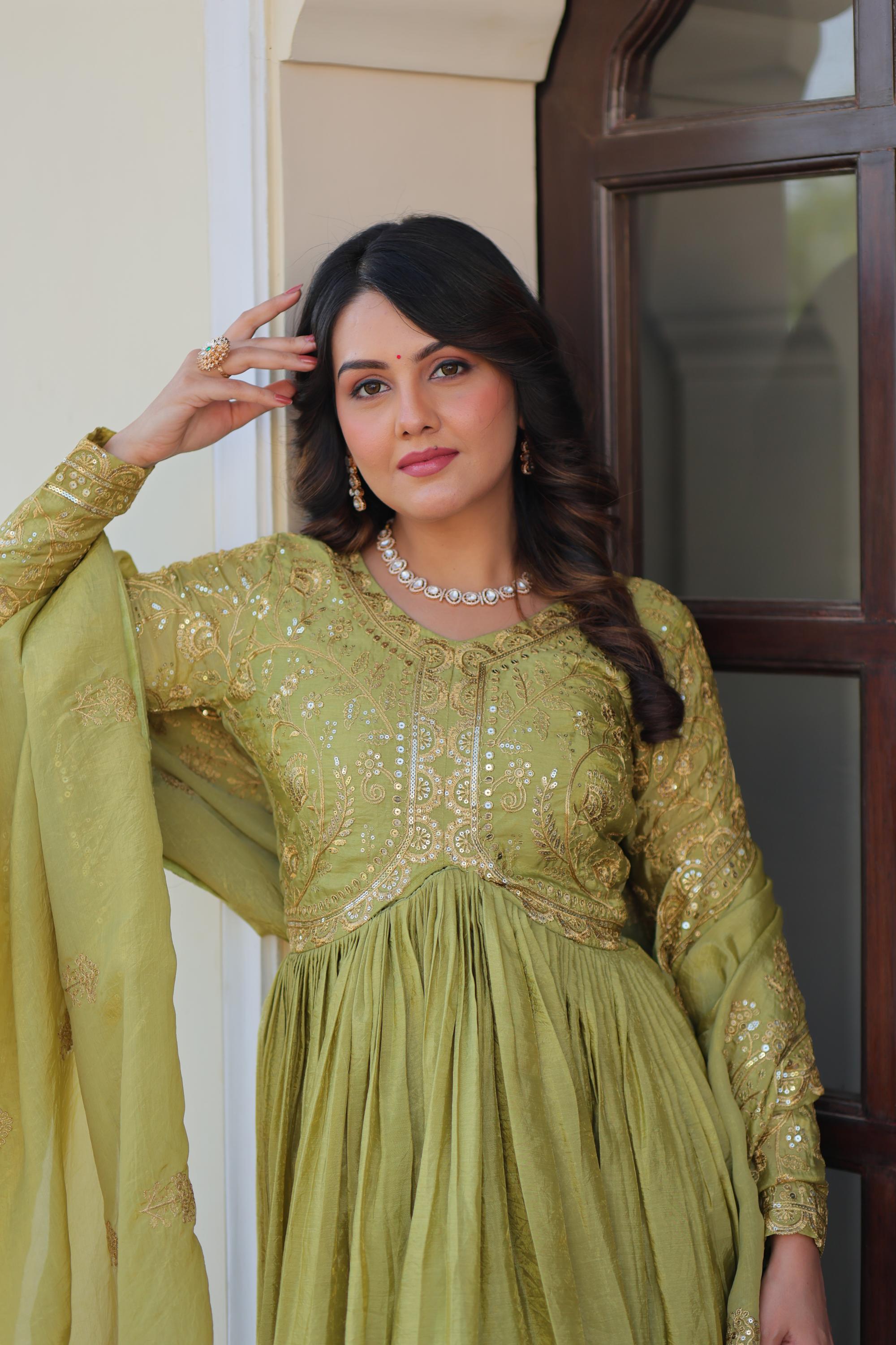 Designer Pista Gold Crush Gown — alternate view