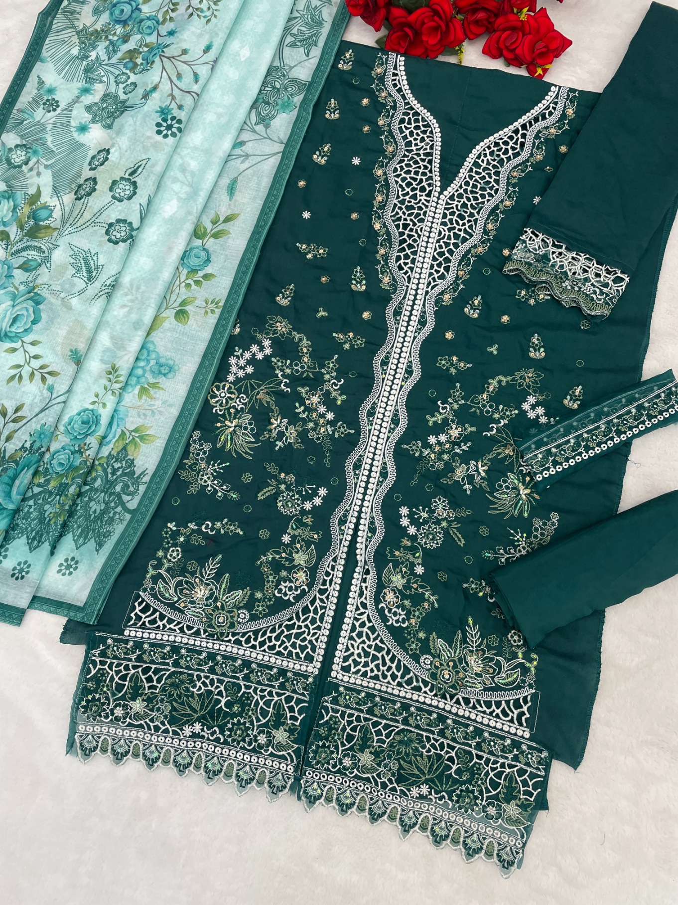 Emerald Aura Embroidered Kameez Ensemble