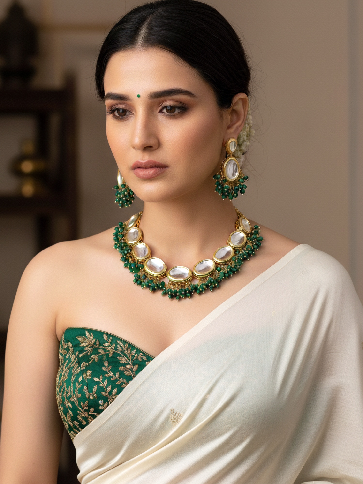 Emerald Green Kundan Beaded Necklace Set