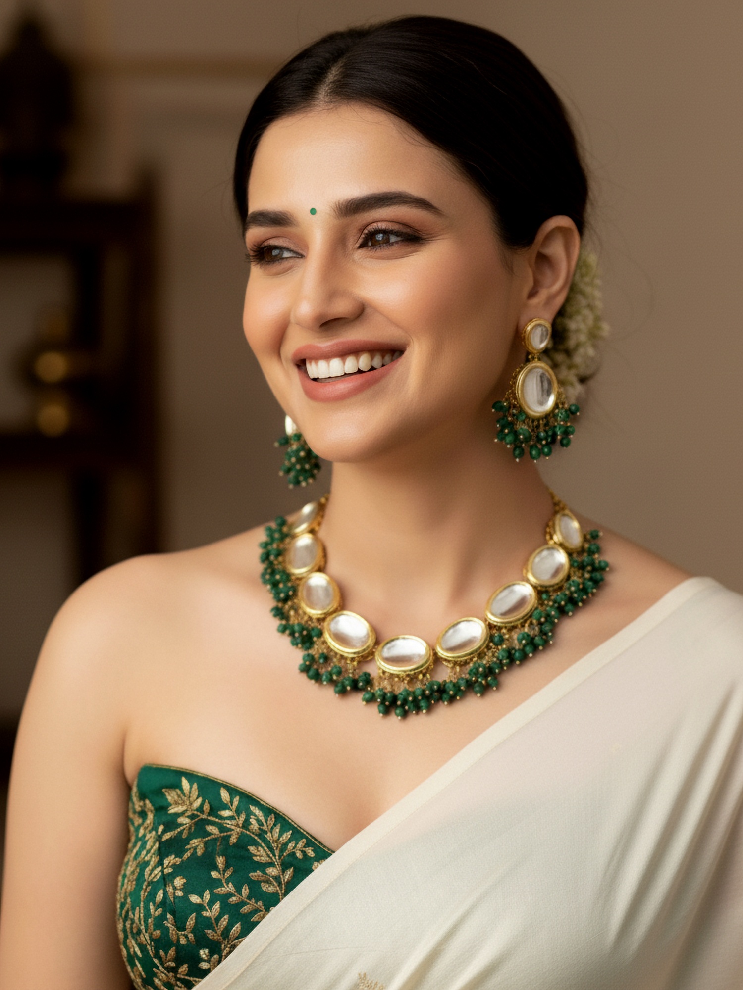 Emerald Green Kundan Beaded Necklace Set