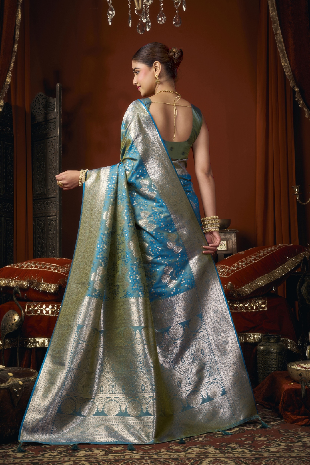 Firozi Floral Jacquard Soft Silk Saree — alternate view
