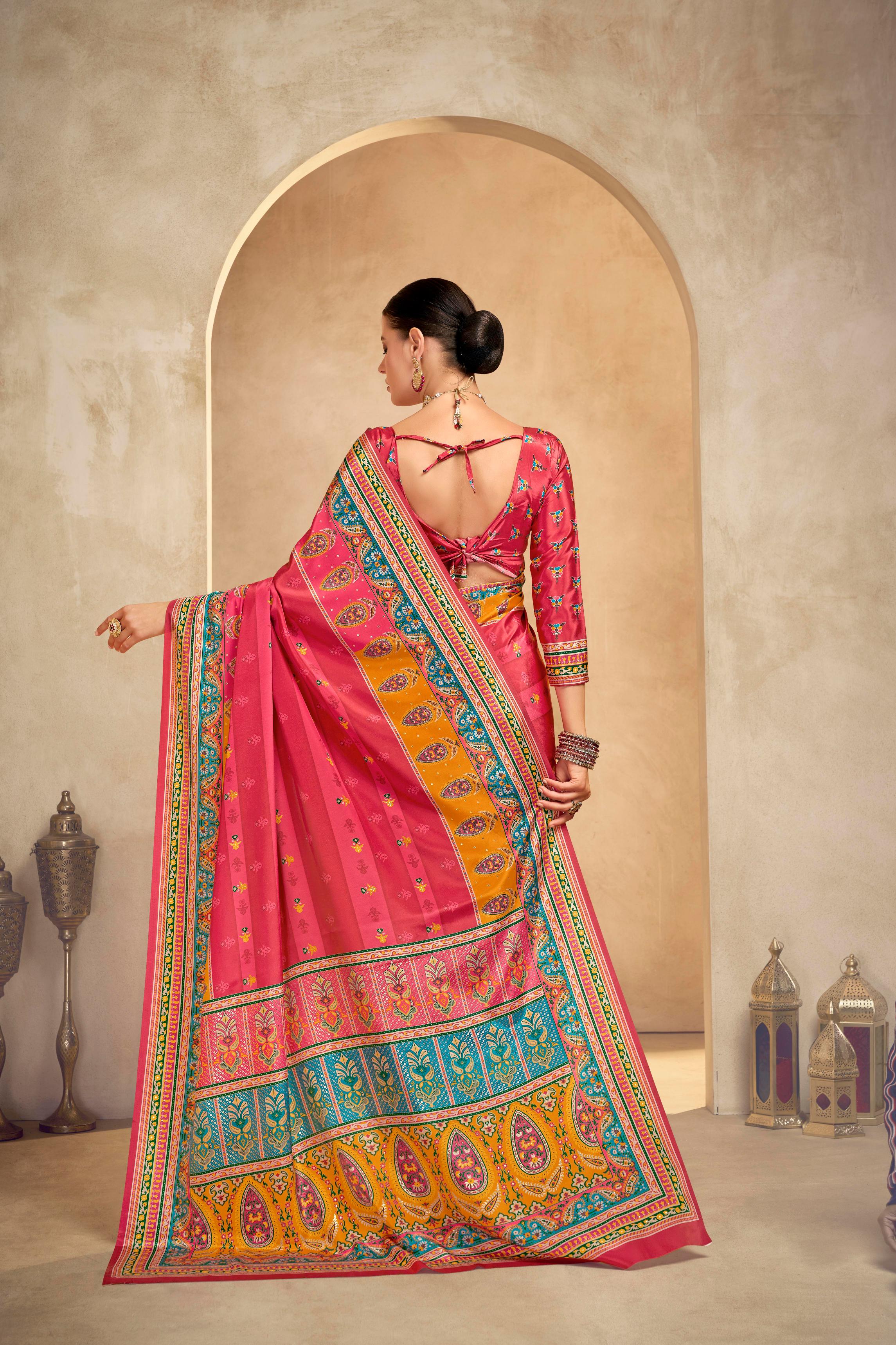 Gajri Crepe Silk Saree — alternate view