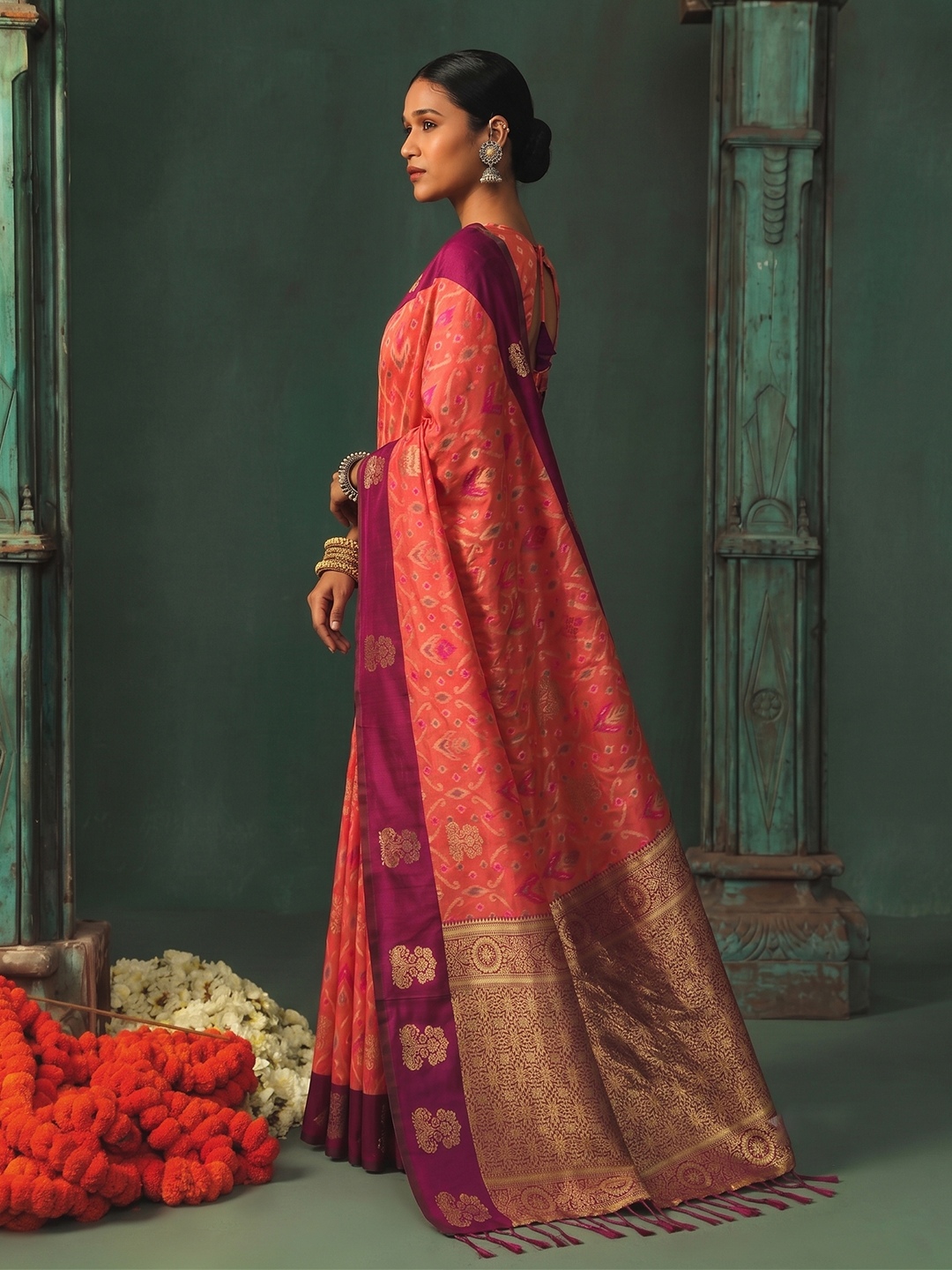 Gajri Geometric Woven Designer Silk Saree