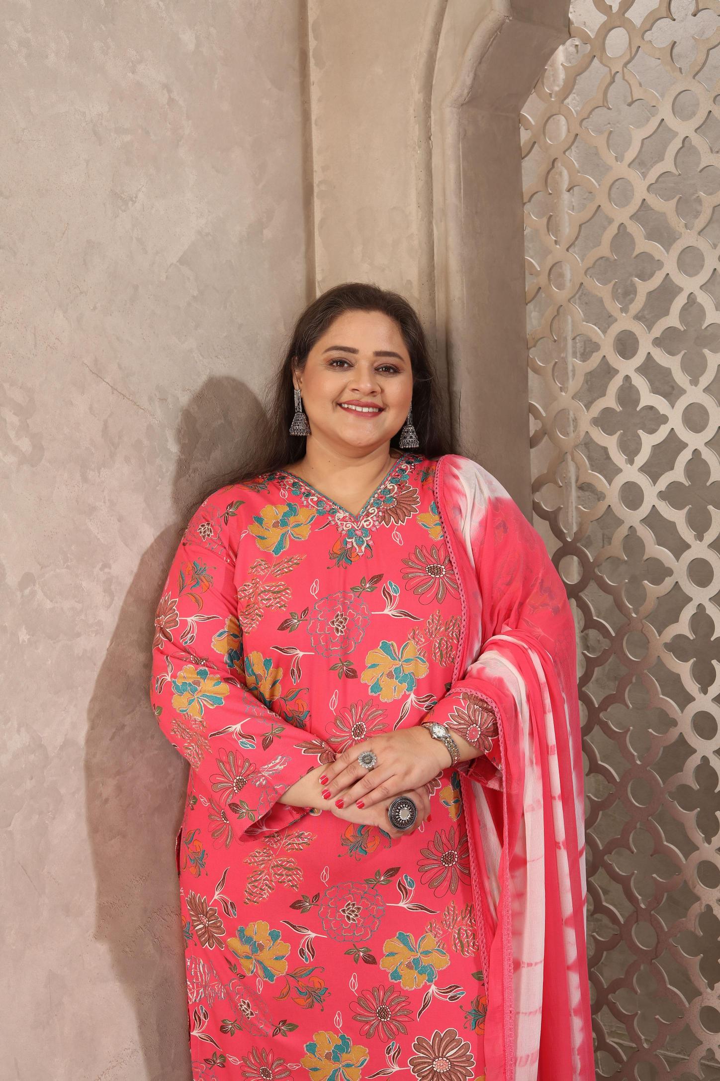 Gajri Rayon Readymade Suits