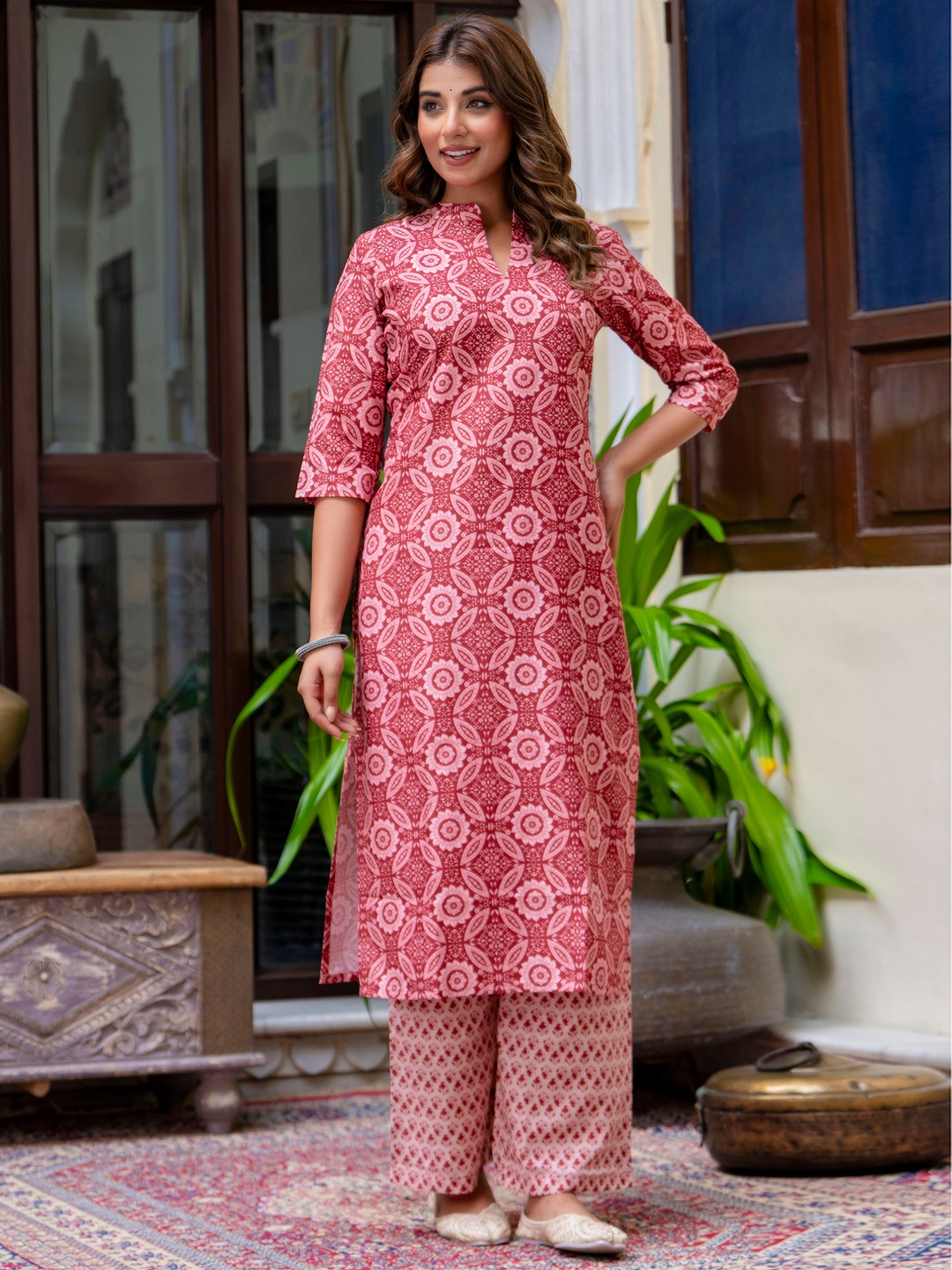 Gajri Round Neck Traditional Floral Cotton Suit Set