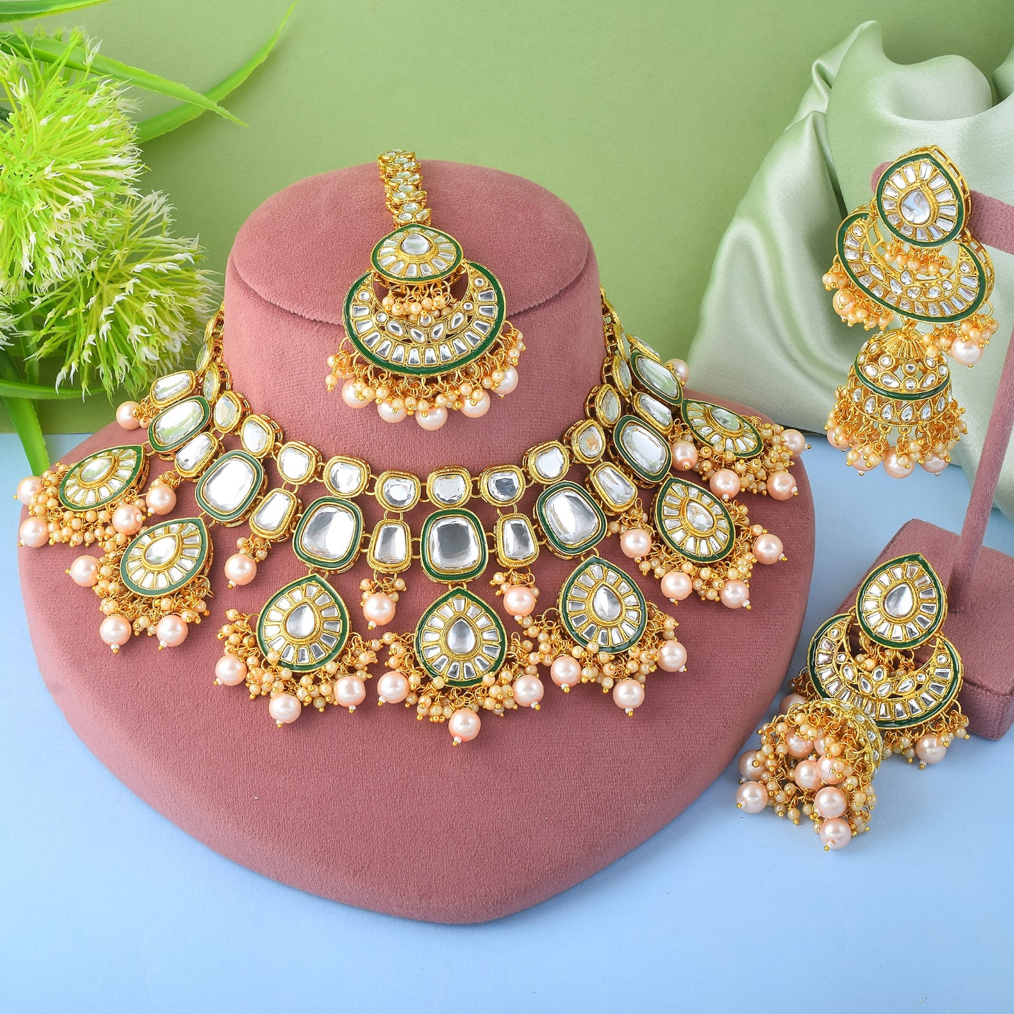 Gold Rajwadi Kundan Bridal Jewellery Set