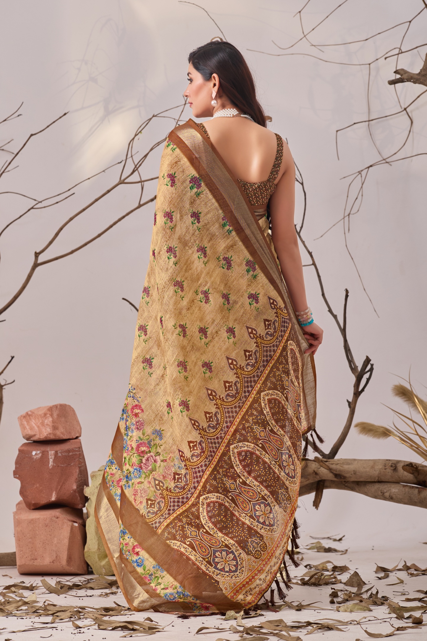Golden Garden Linen Saree — alternate view