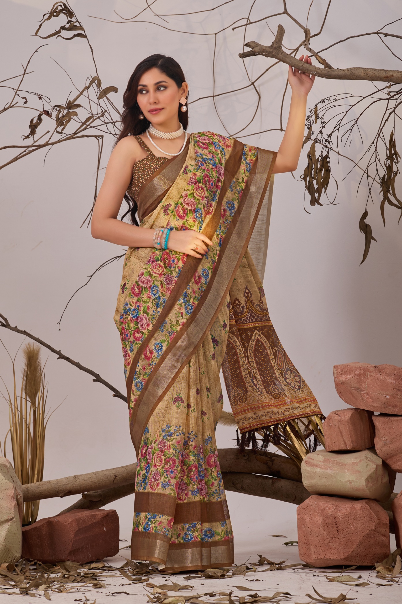 Golden Garden Linen Saree